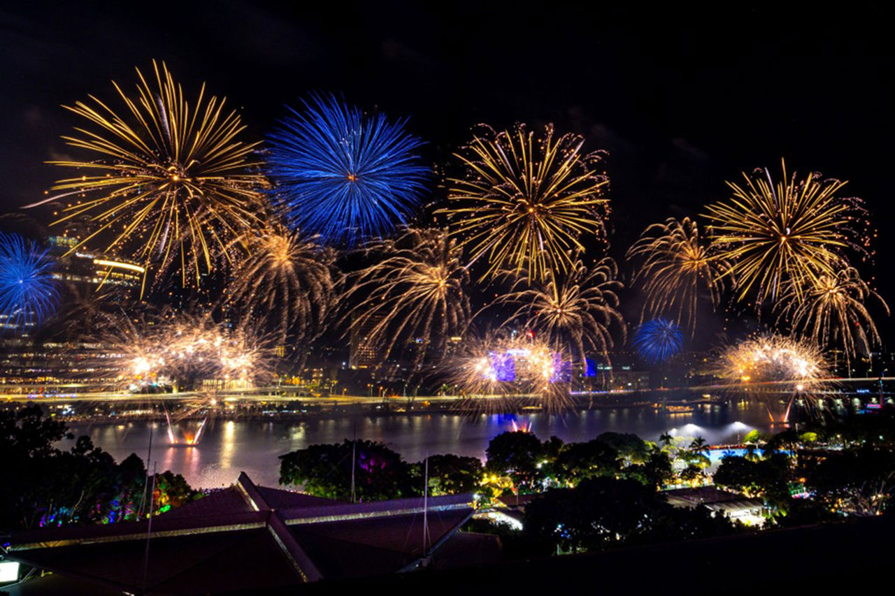 Lord Mayor's New Year's Eve Fireworks. Brisbane City Council