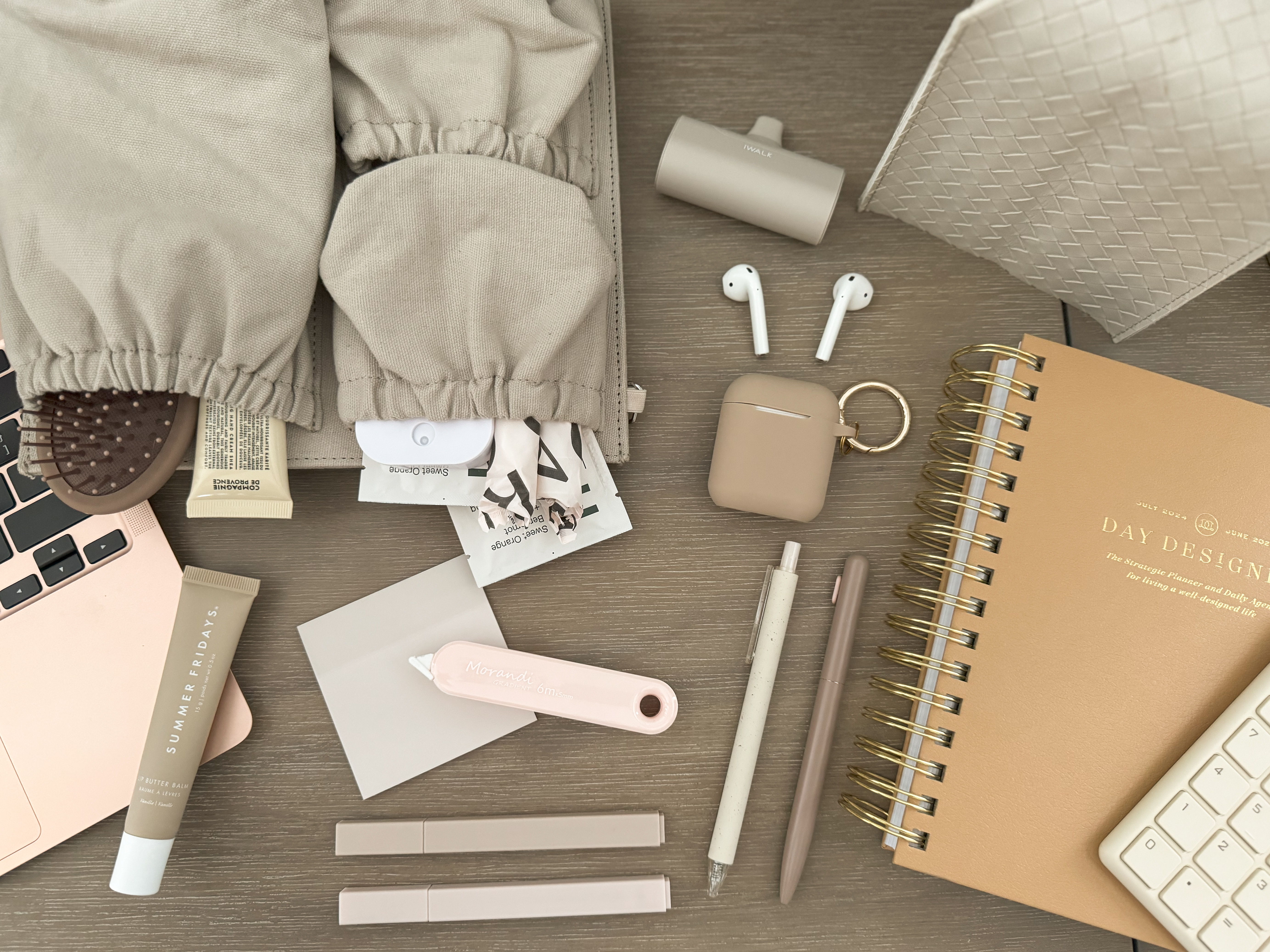 VANILLA GIRL AESTHETIC.. BACKPACK ESSENTIALS Classy Fashionista