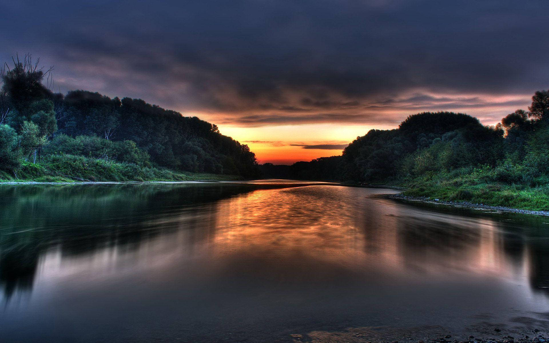 Download Windows 11 Sunset River Wallpaper