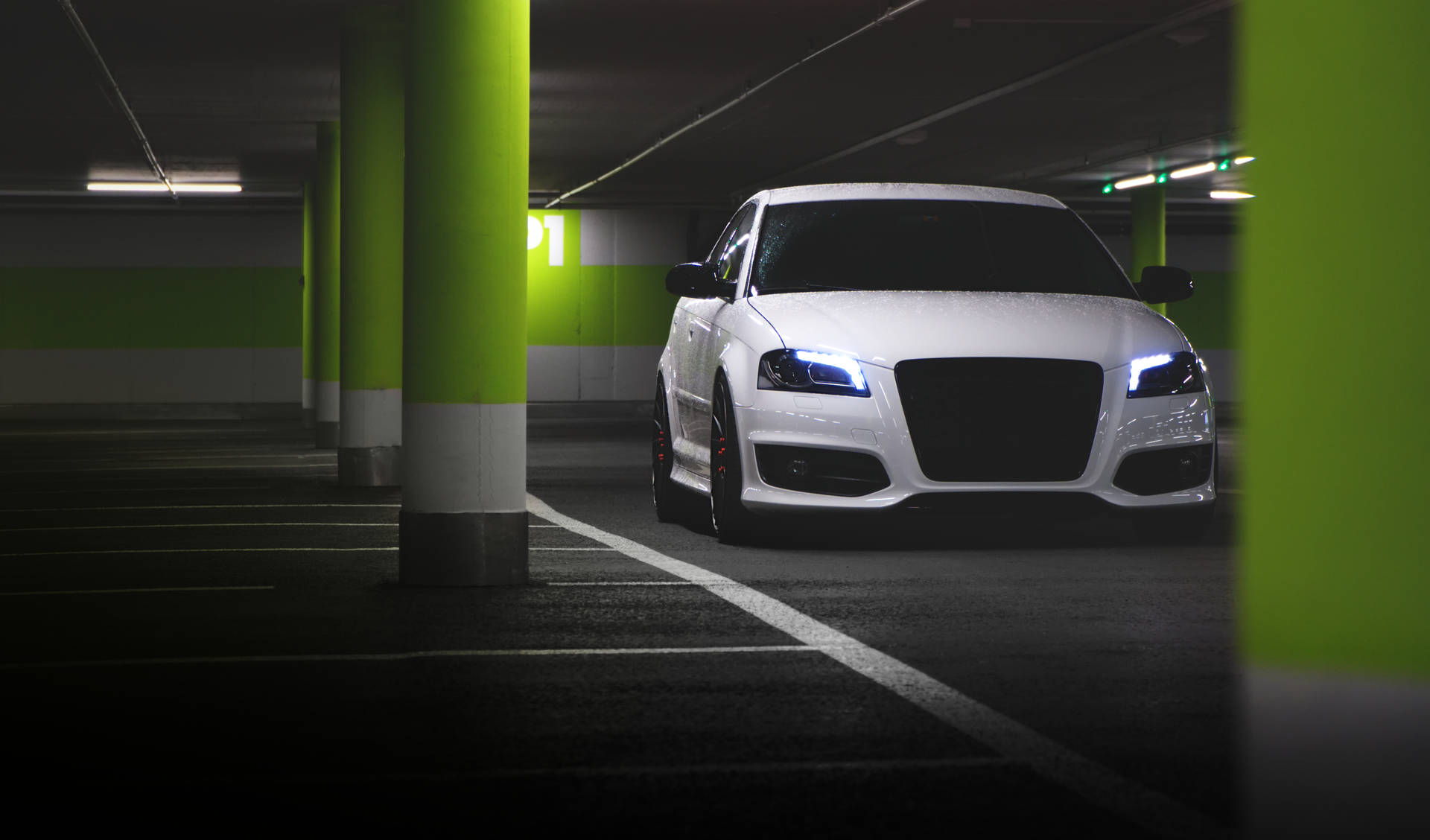 Download Audi Wallpaper