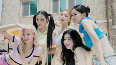 ITZY Kpop HD 4K Wallpaper PC & Phone