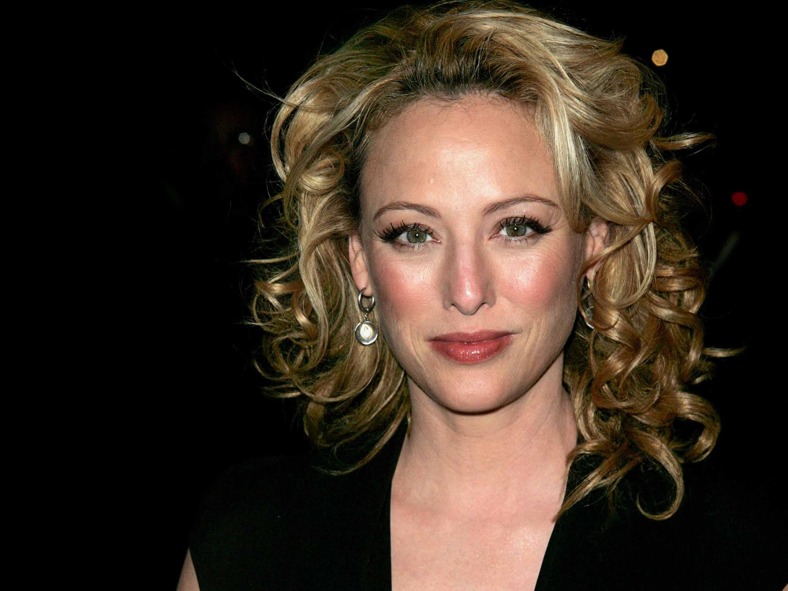 Virginia Madsen HD Wallpaperwallpaper.net