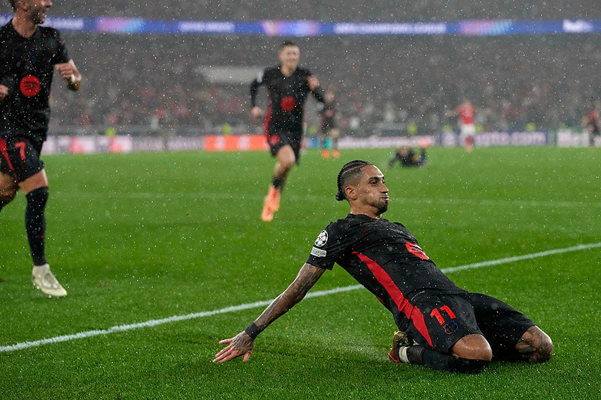 Benfica Vs FC Barcelona, UEFA Champions League: Raphina Scores At The Death As Catalans Win Nine Goal Epic Game