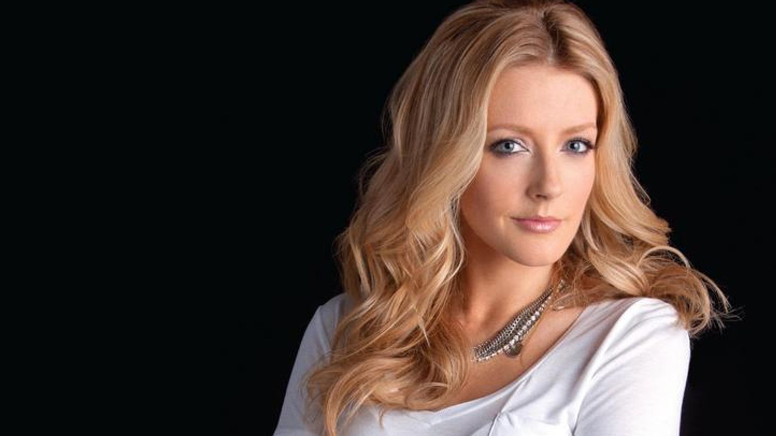 Jennifer Finnigan: Five facts about the Crossing Jordan star