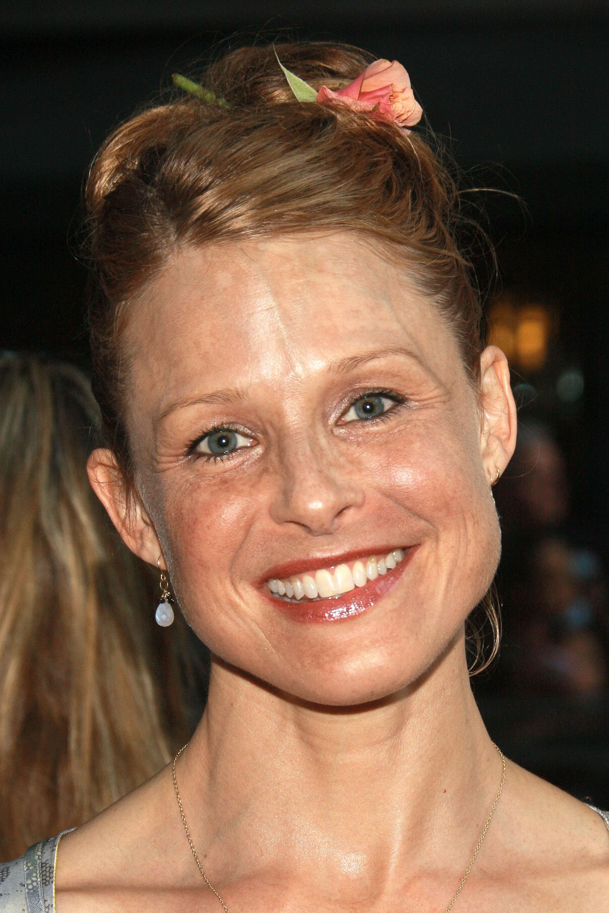 Arija Bareikis Image