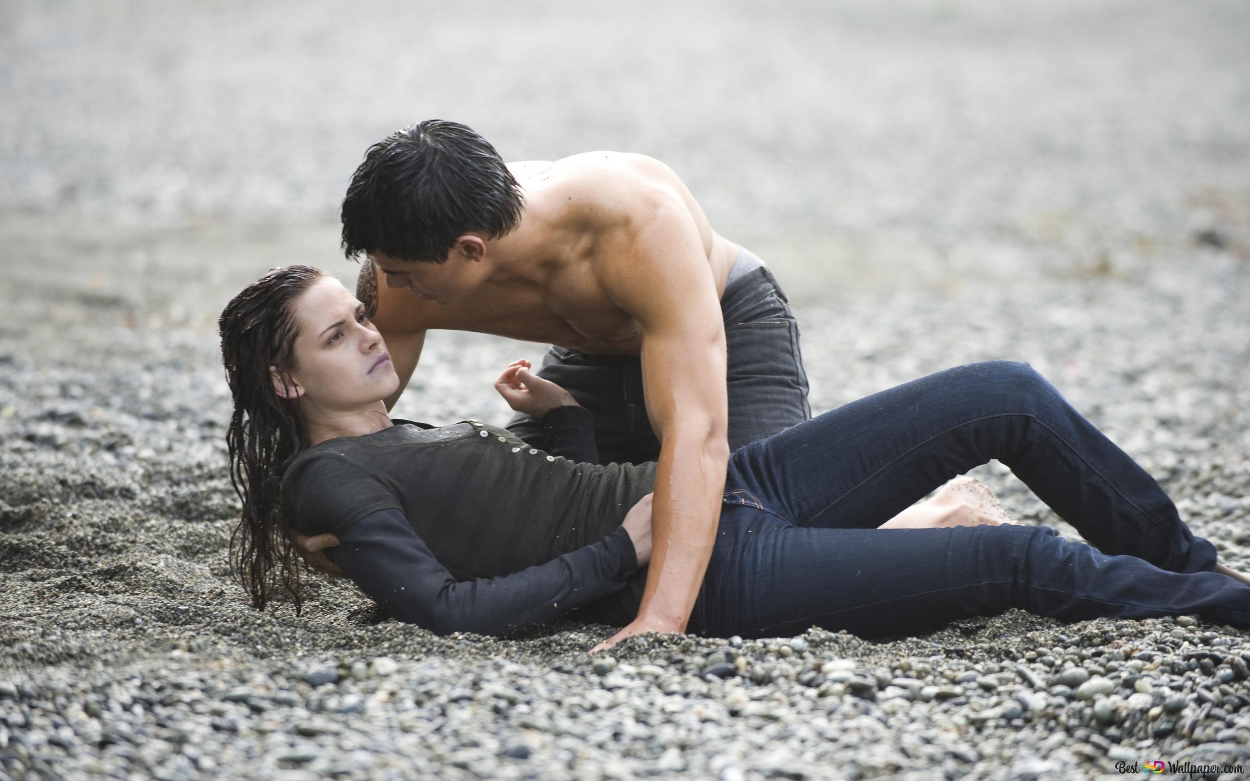Jacob saves Bella 4K wallpaper download