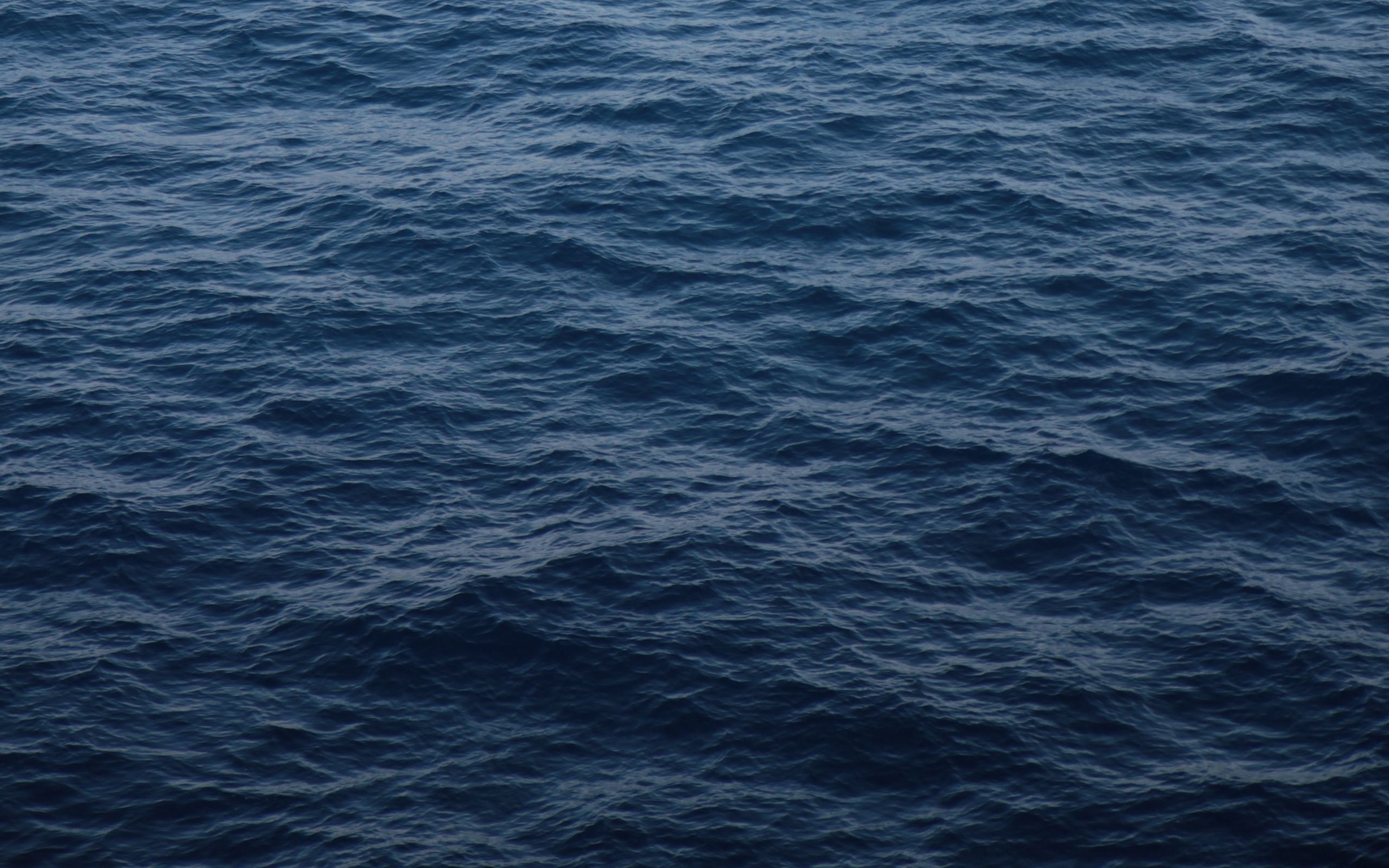 Download wallpaper 2560x1600 sea, surface, water widescreen 16:10 HD background