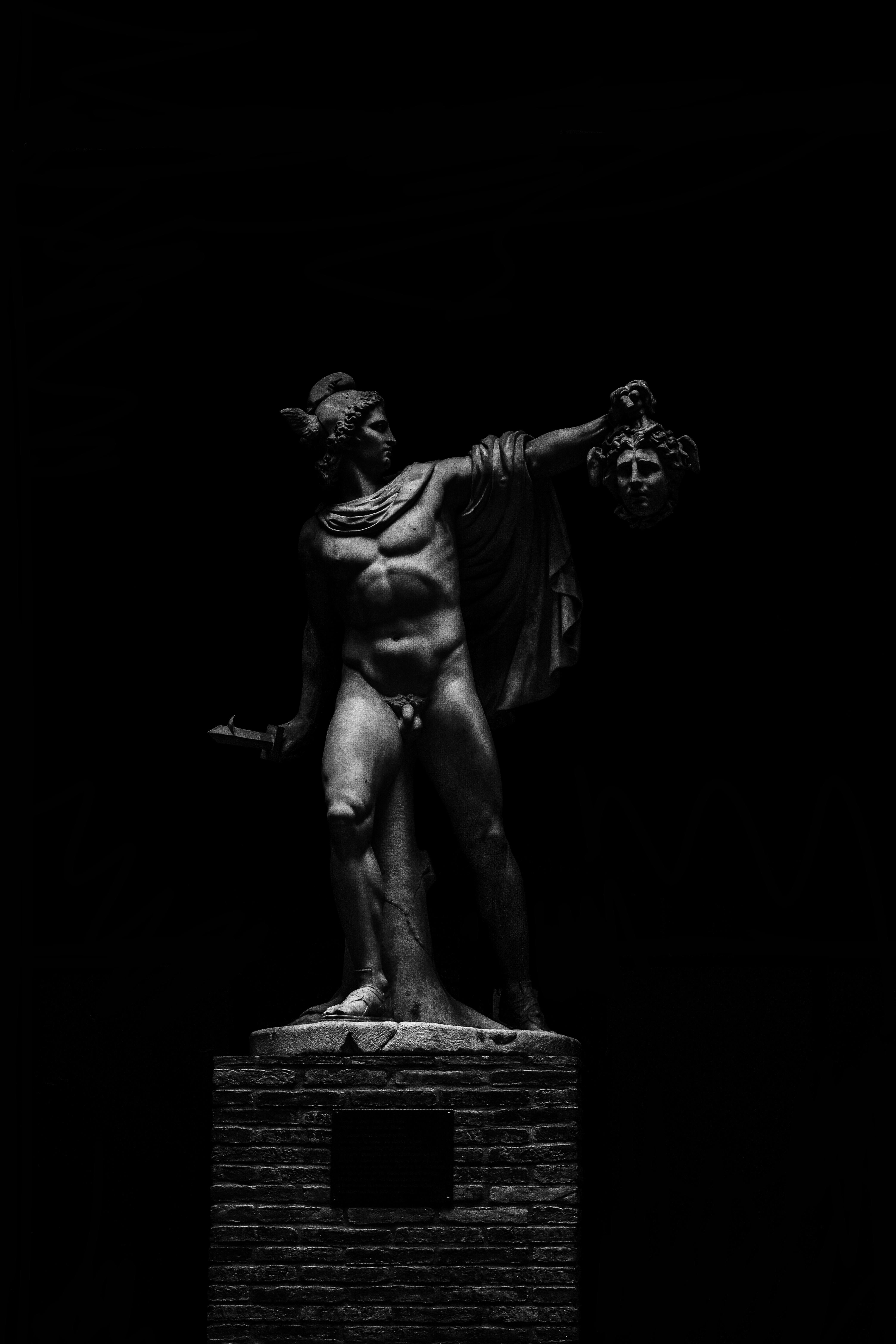 Heracles Statue · Free