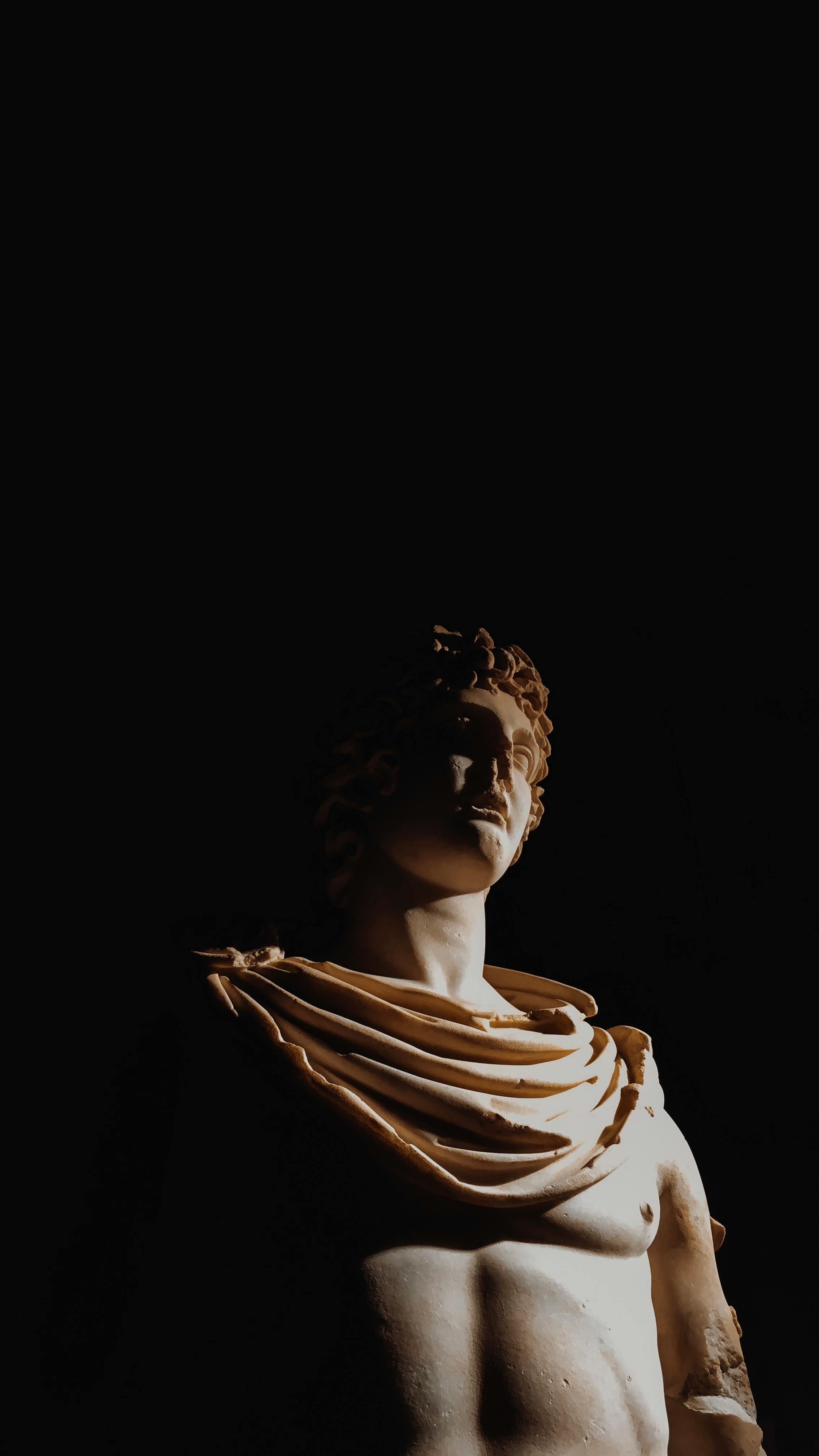 Grayscale Photo of Greek Statue · Free