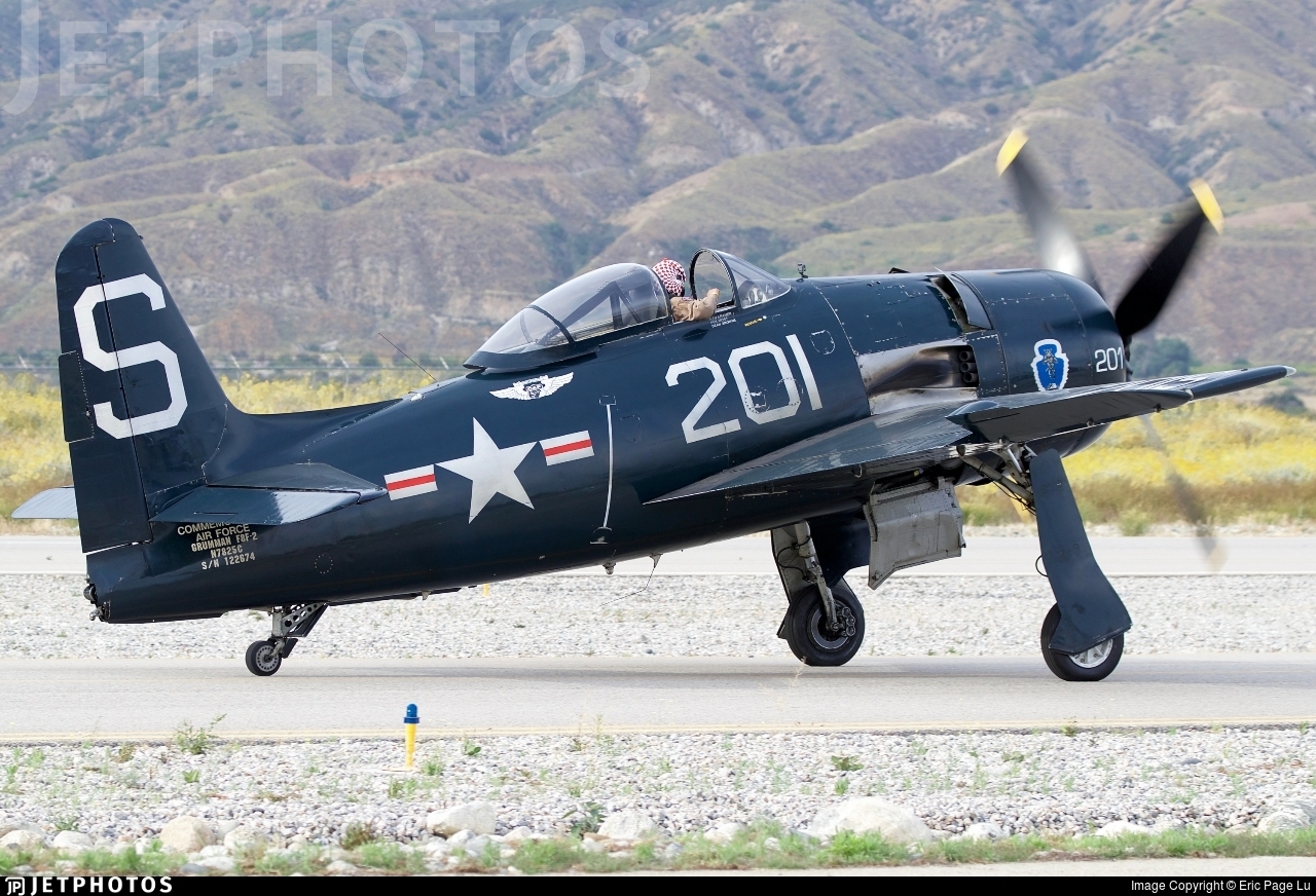 N7825C. Grumman F8F 2P Bearcat. Commemorative Air Force. Eric Page Lu