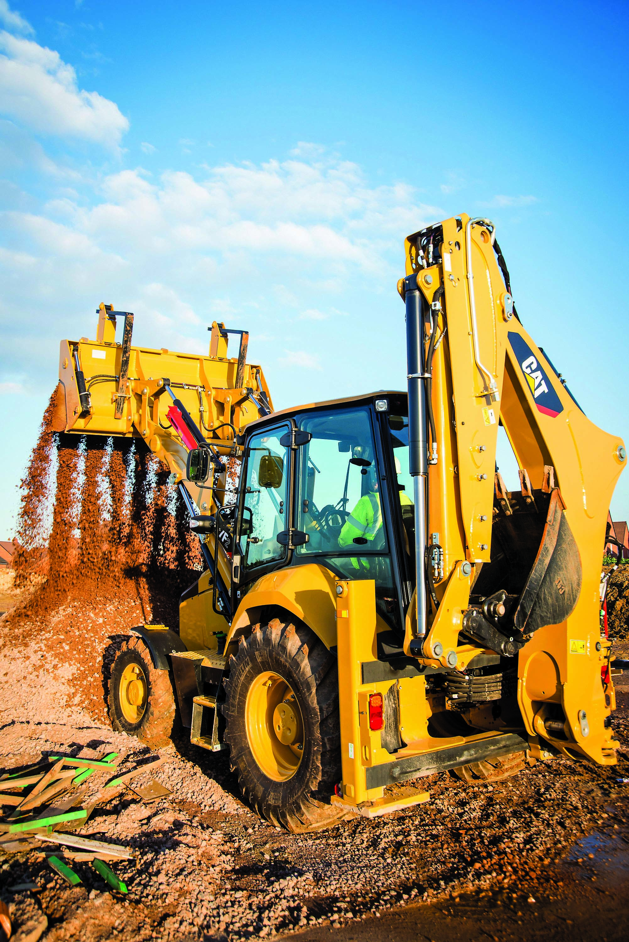 Caterpillar offers improved backhoe loader range