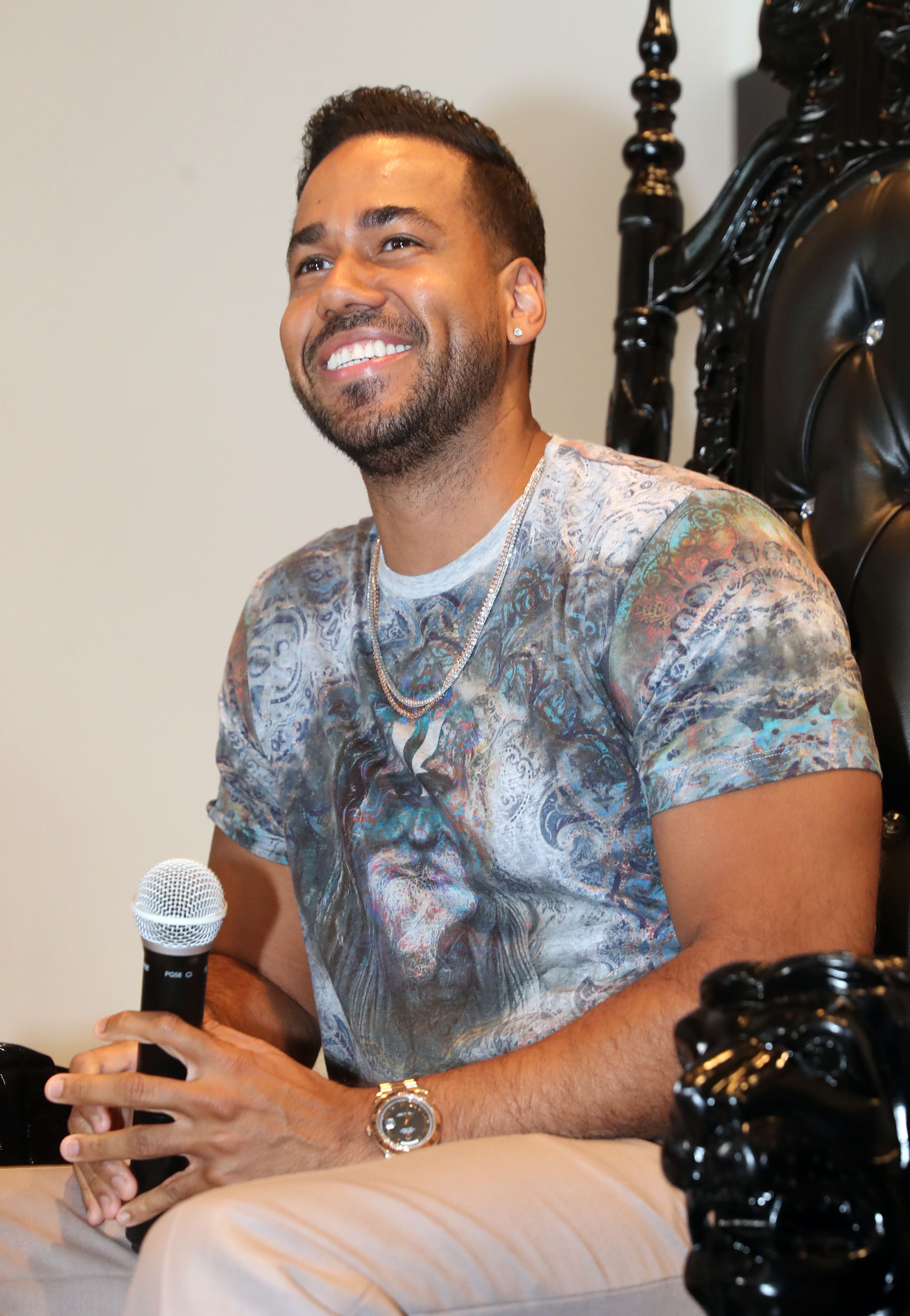 Romeo Santos Wallpaper