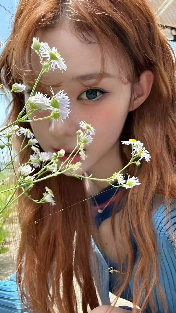 Wallpaper Winter AESPA, Wallpaper Kim Min Jeong AESPA, Wallpaper Kim Min Jeong Winter AESPA. iPhone, Orang cantik, Gambar