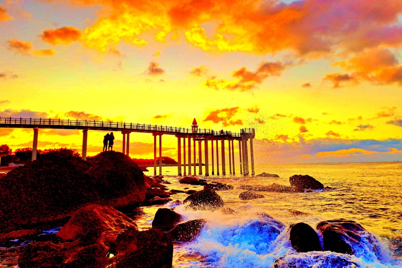 10m 바다 위 완벽한 풍경. 인기 드라마 촬영지, 숨겨진 무료 일출 명소 < 여행 < 기사본문 - 오토트리뷴