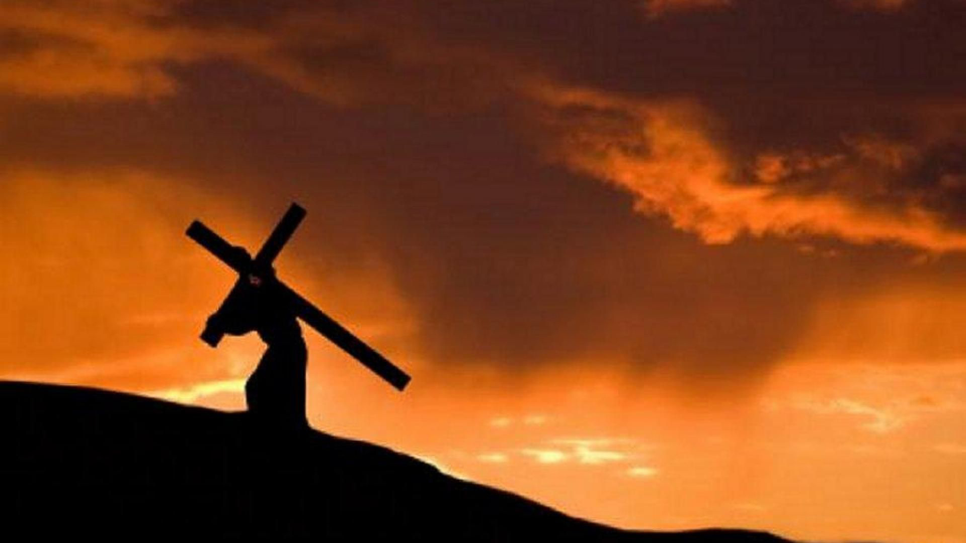 Jesus With Cross Wtih Background Of Clouds HD Cross Wallpaper