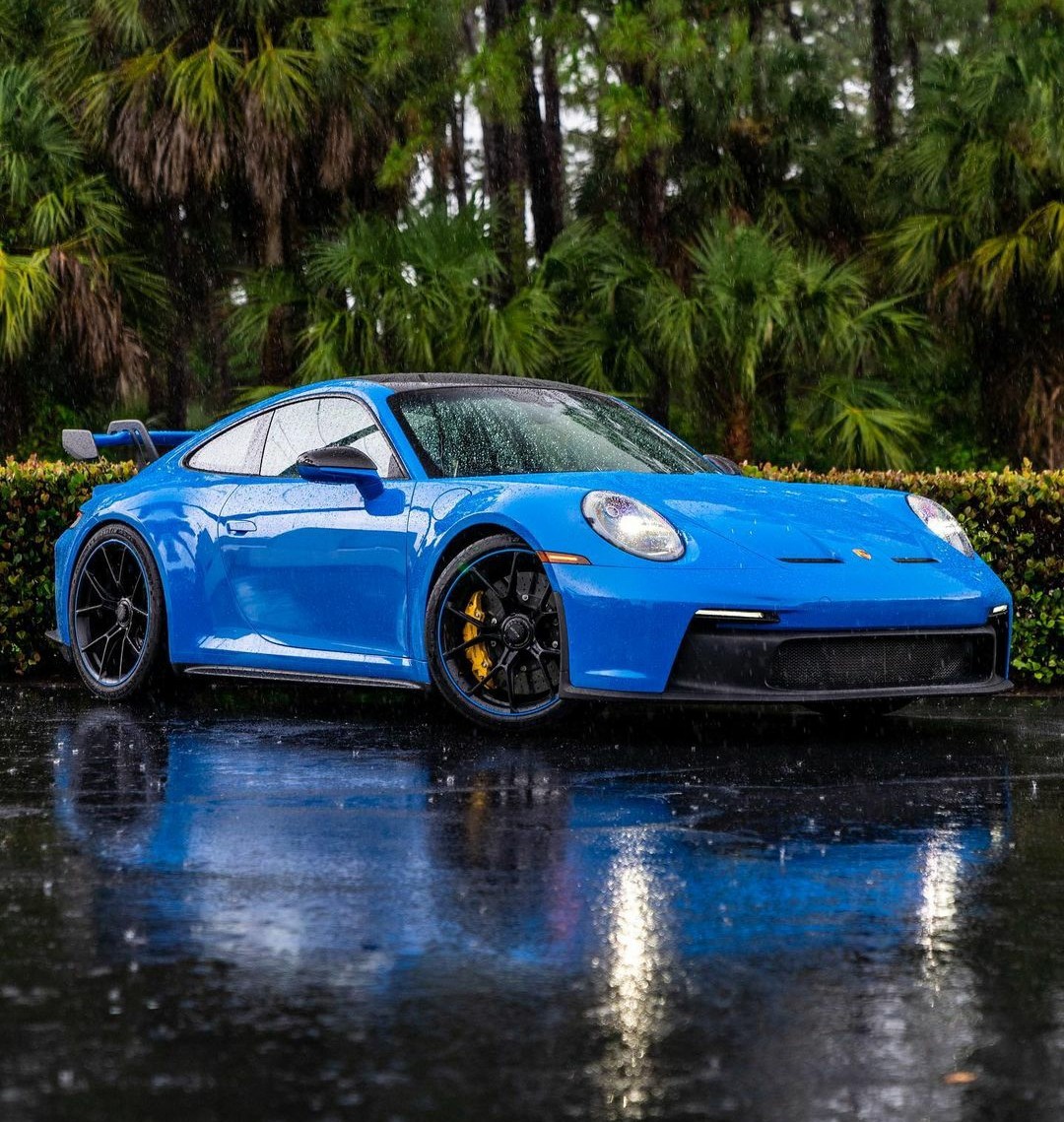 Shark Blue 992 GT3