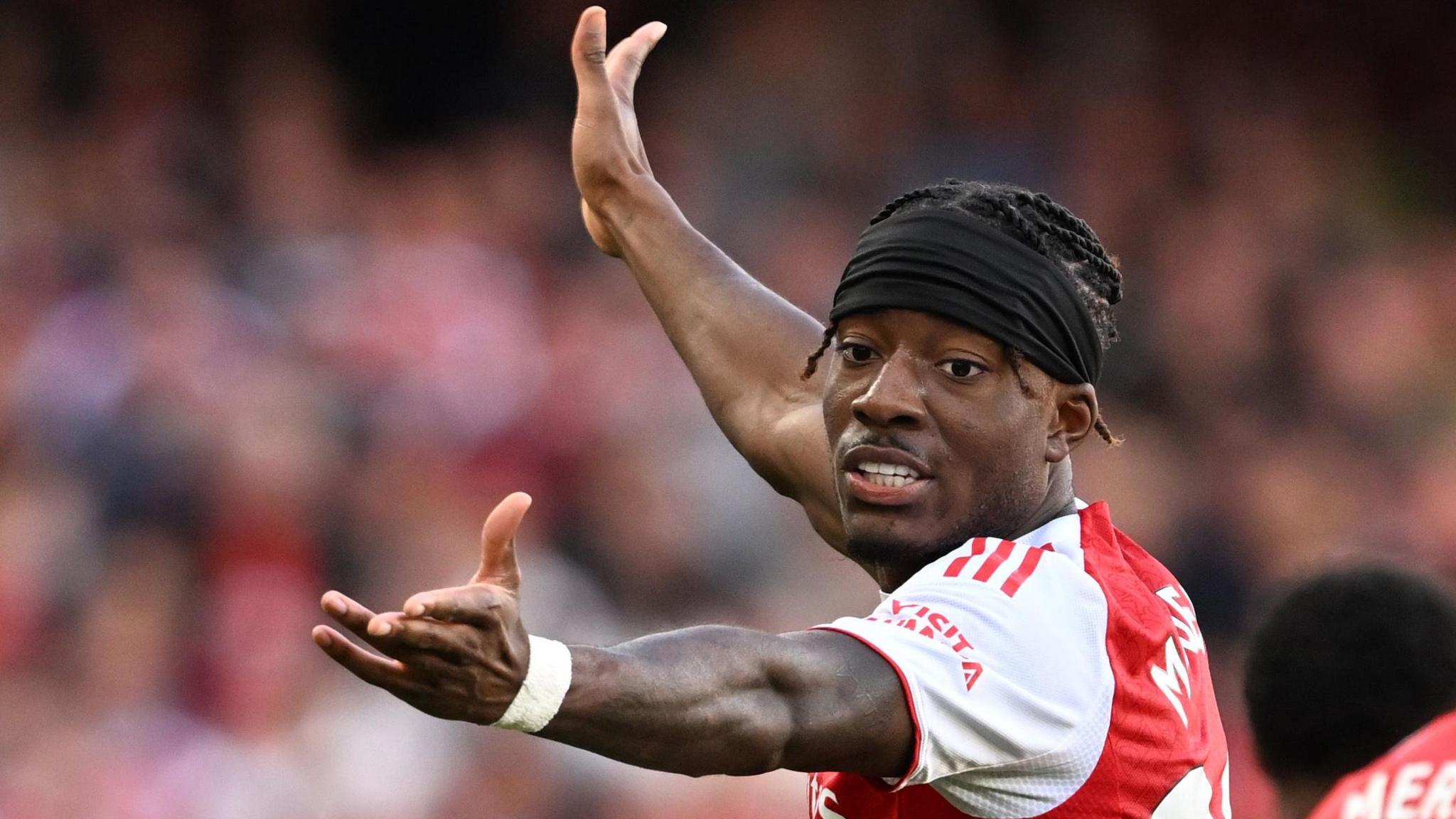 Noni Madueke: Arsenal forward out for six to eight weeks with knee injury