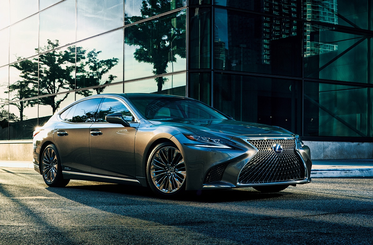 Lexus LS 500h AWD 2023