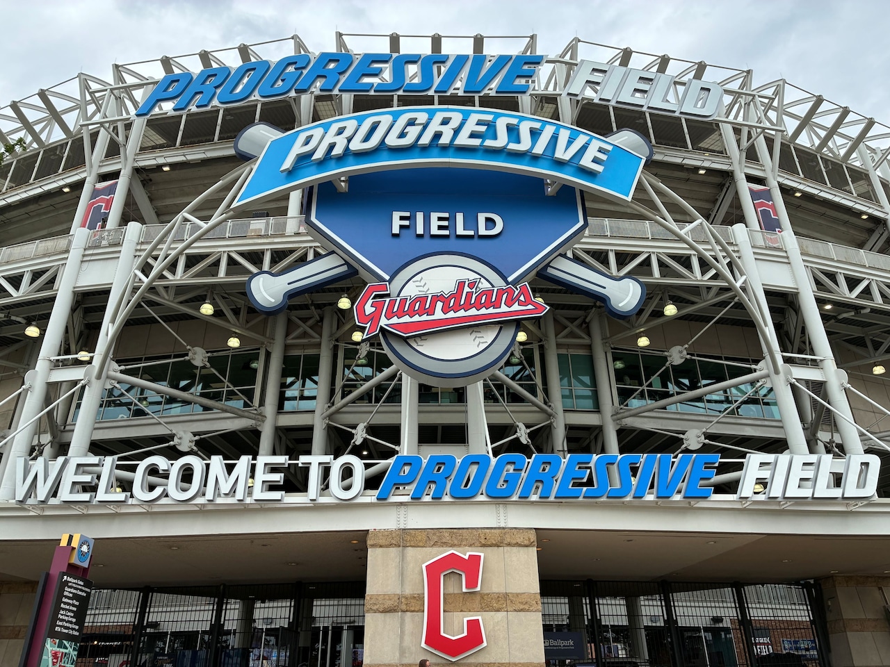 Best Selfie Photo Opp Spots At Progressive Field