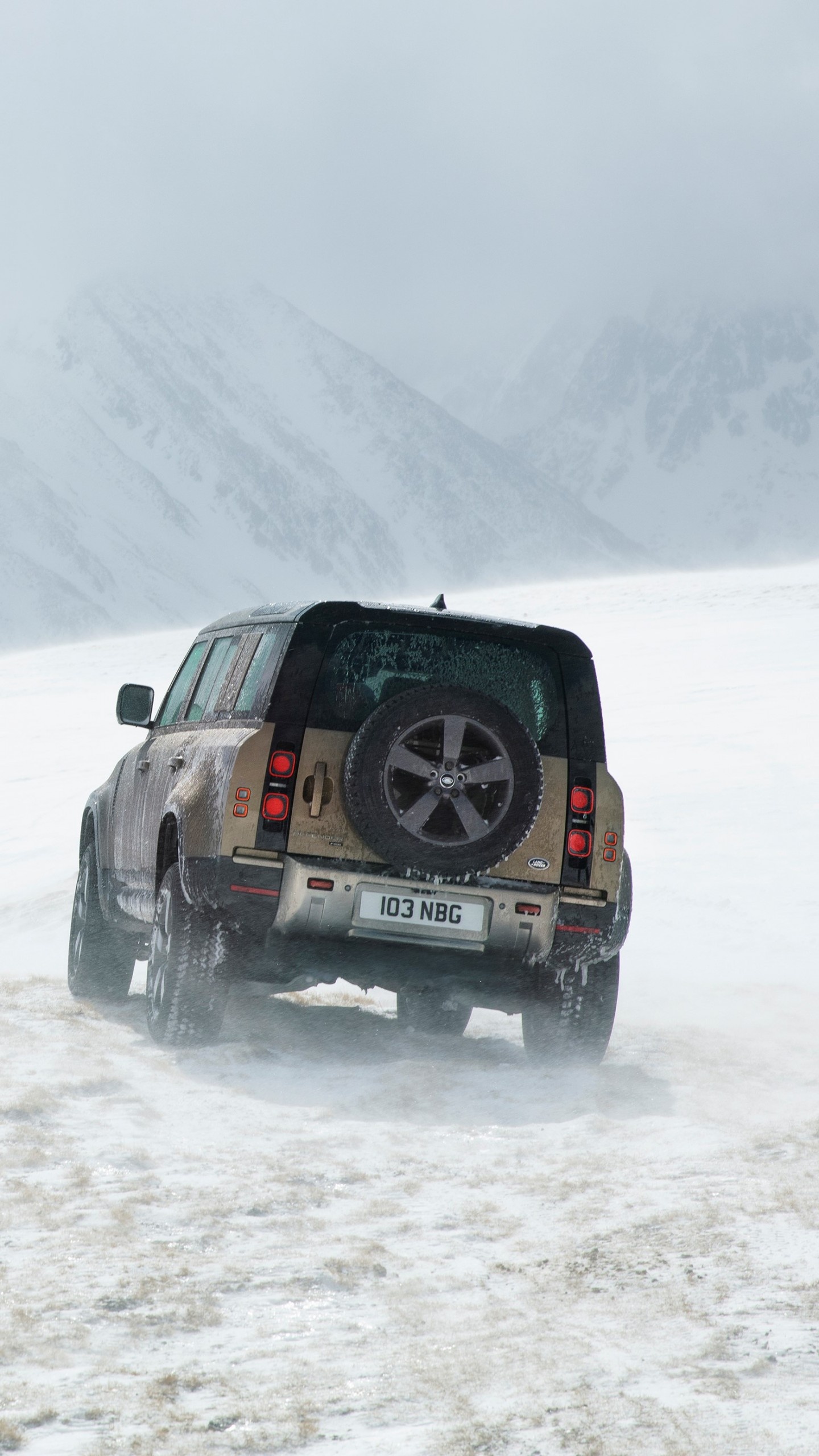 Land Rover Defender Wallpaper