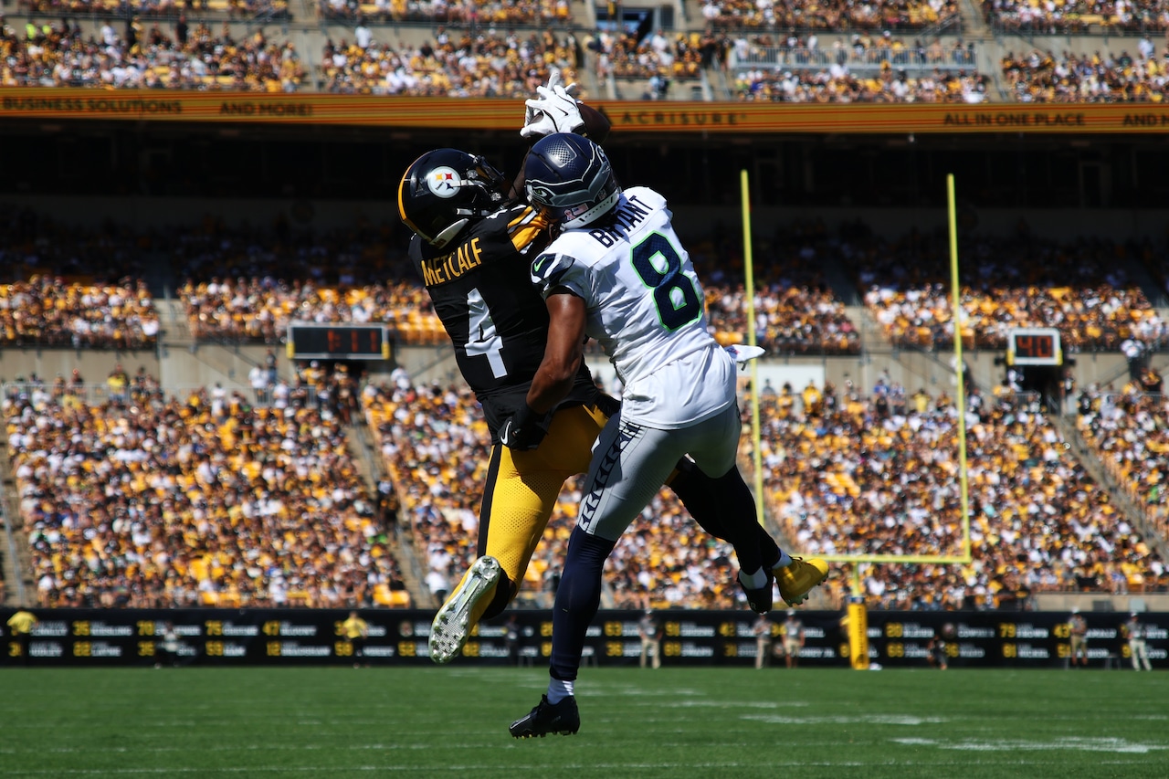 DK Metcalf sends blunt message on Steelers' Ireland game: 'I'm here to play football'