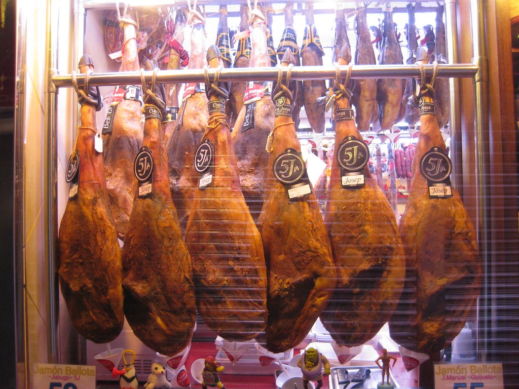 jamón serrano / ibérico (spanish ham) hanging boquería m