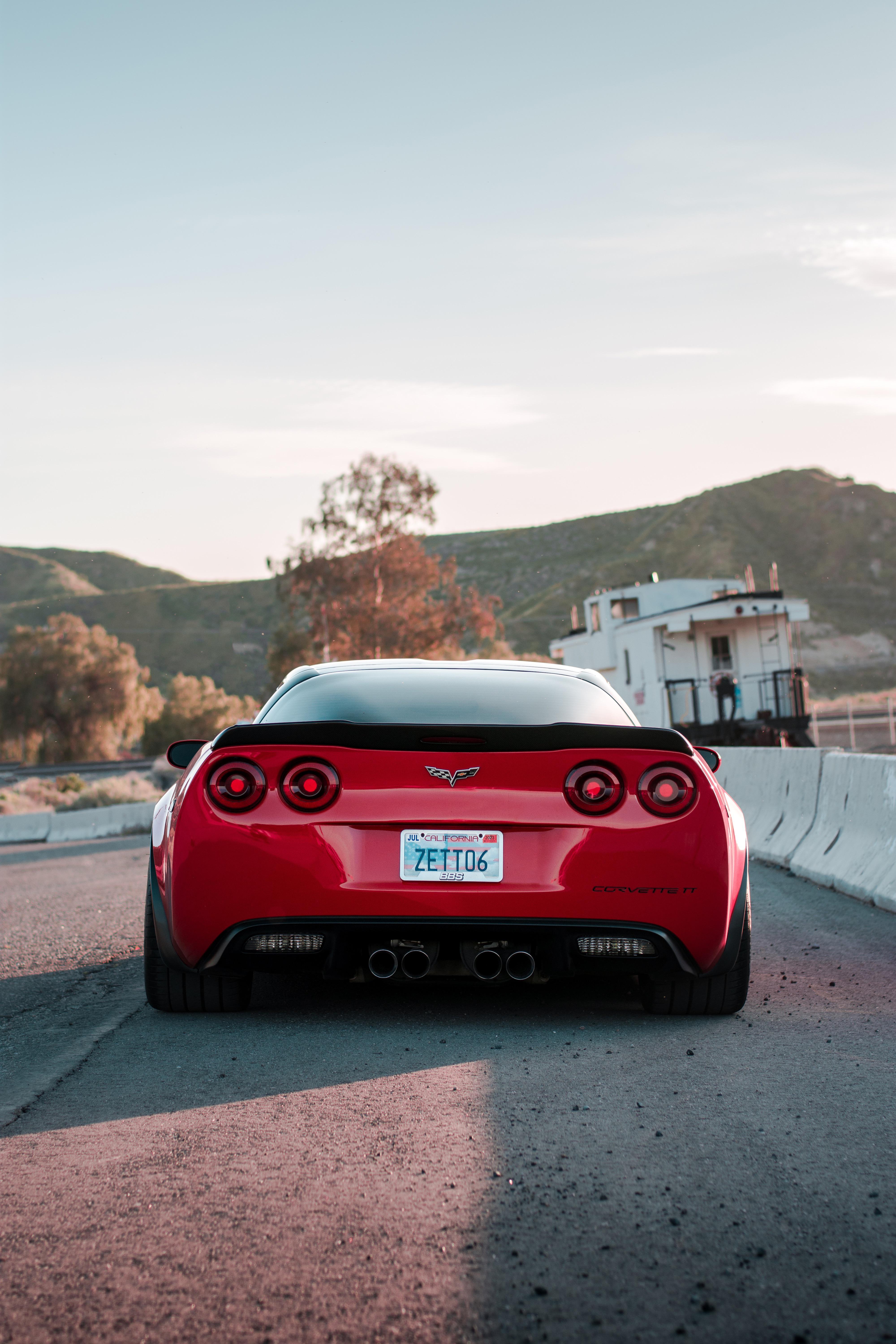 Took some picture of my buddies C6 and wanted to share them here
