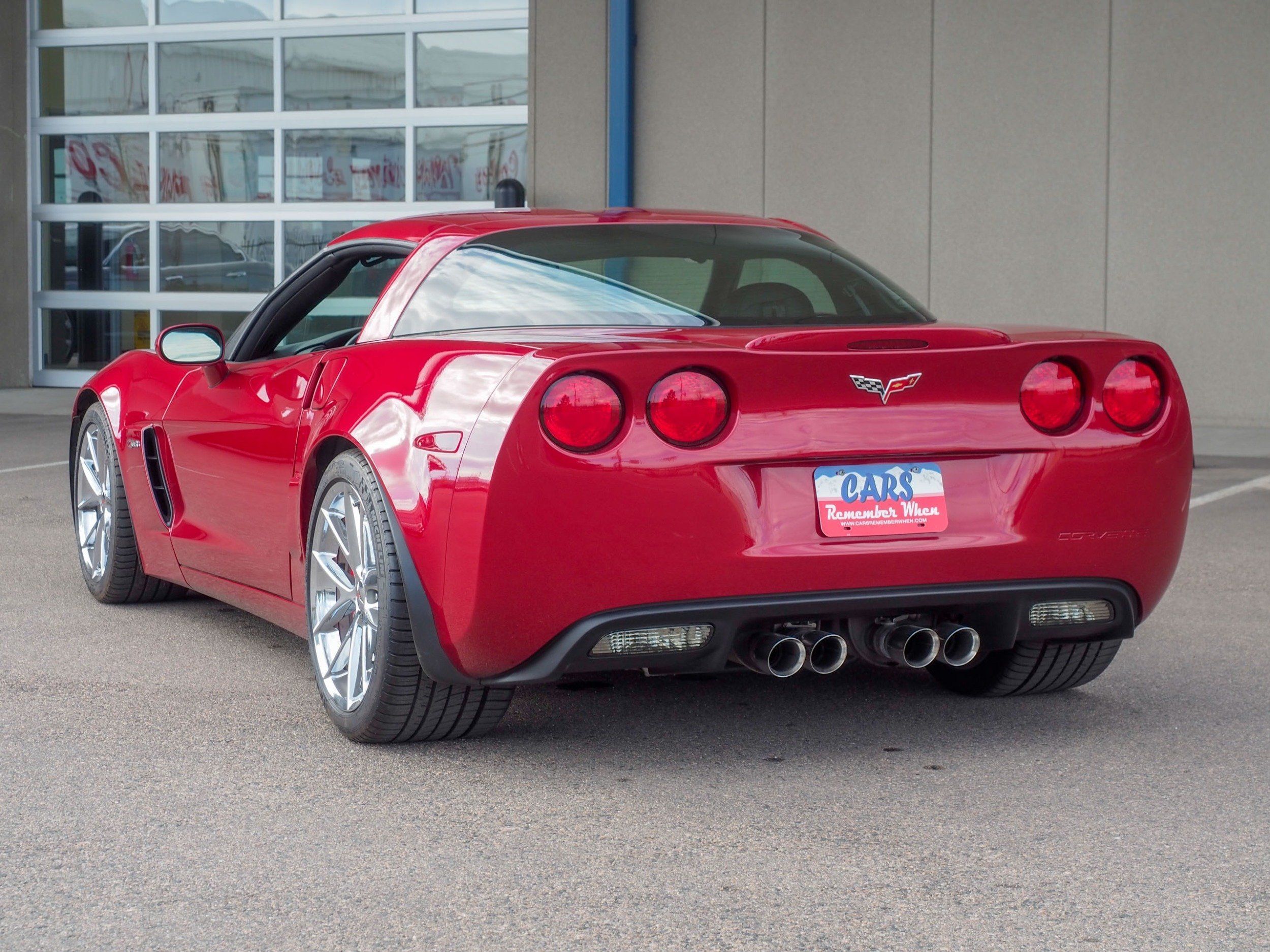 Chevrolet Corvette Photo