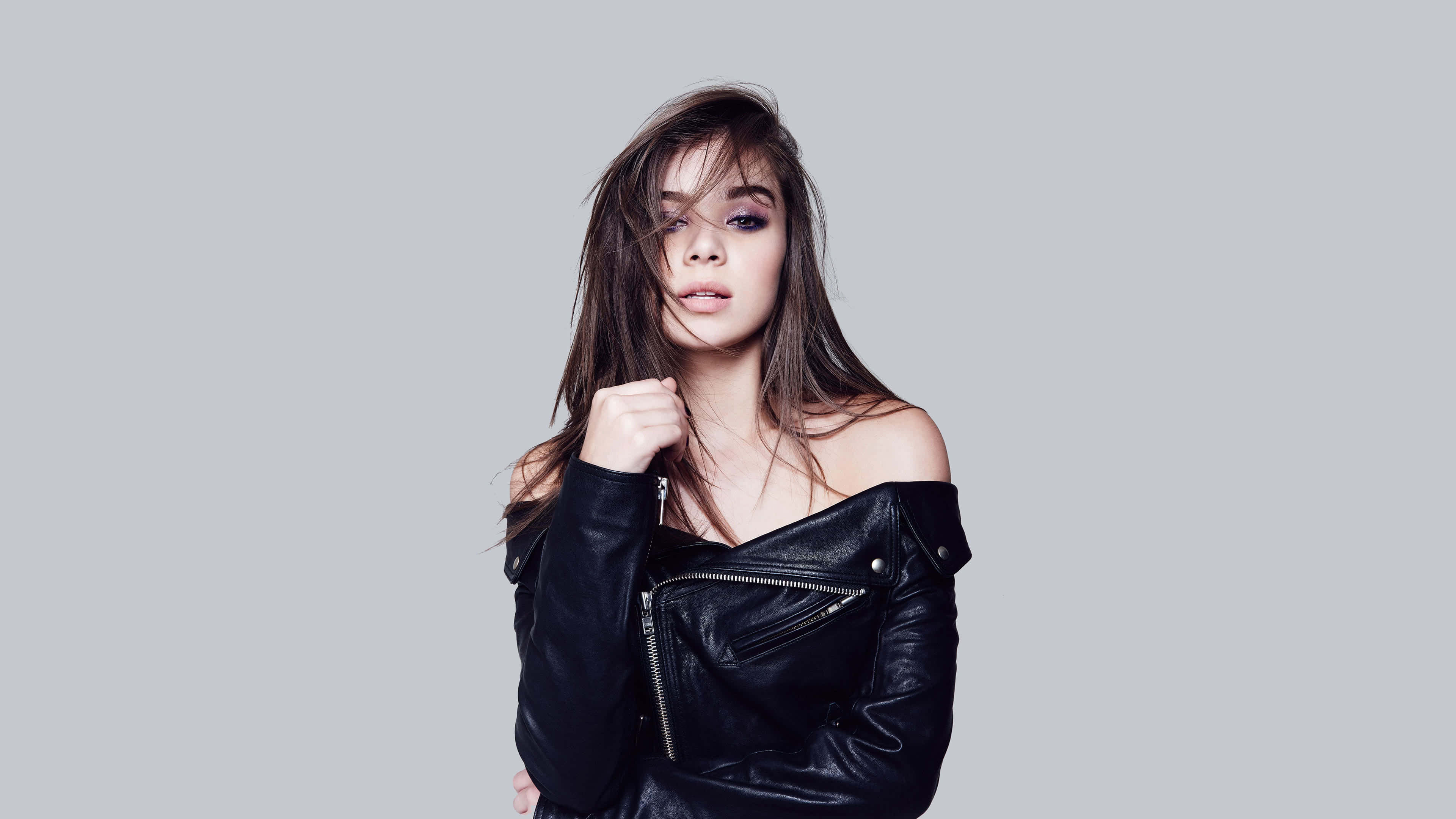 Hailee Steinfeld Wallpaper