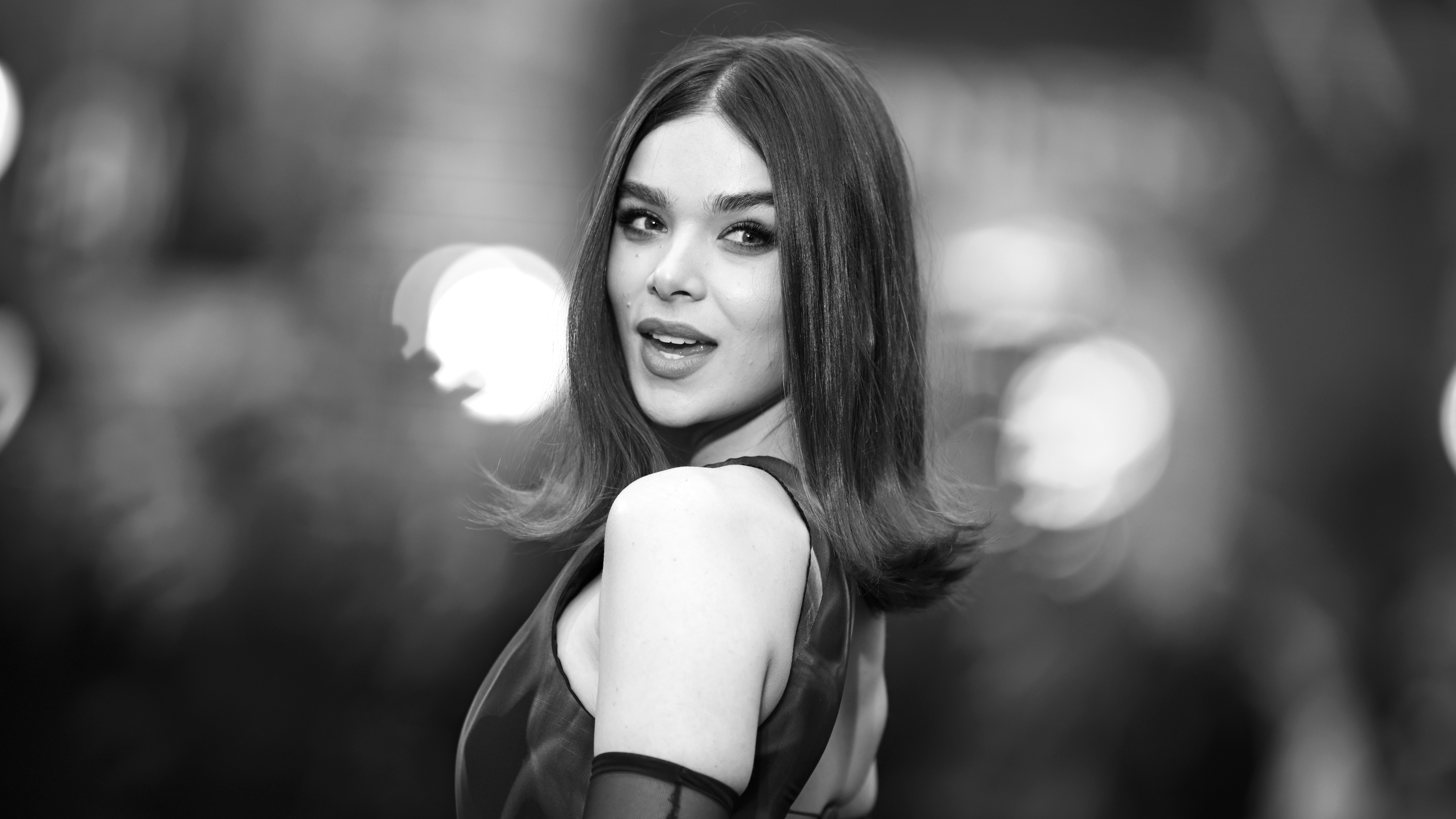 Hailee Steinfeld At Sinners Movie Premiere Wallpaper, HD Celebrities Wallpaper, 4k Wallpaper, Image, Background, Photos and Picture
