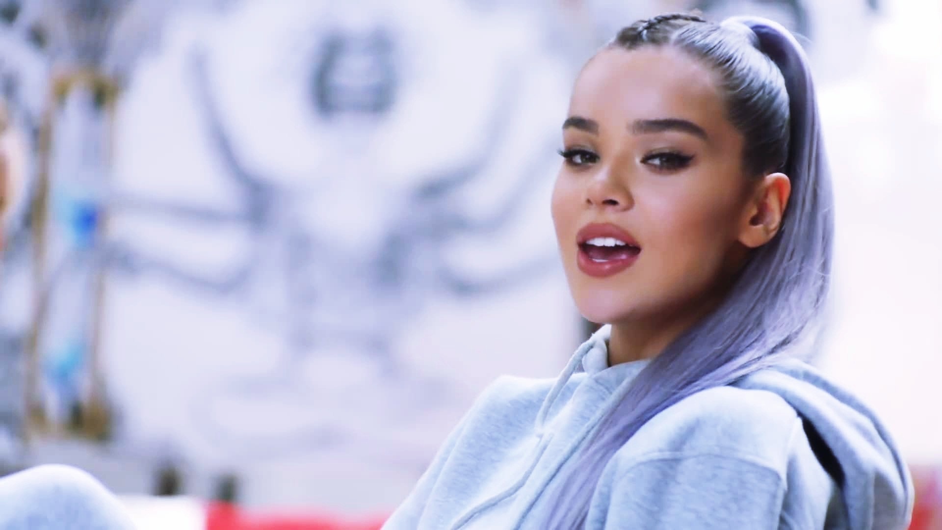 Most Girls Hailee Steinfeld High Definition Wallpaper 21111