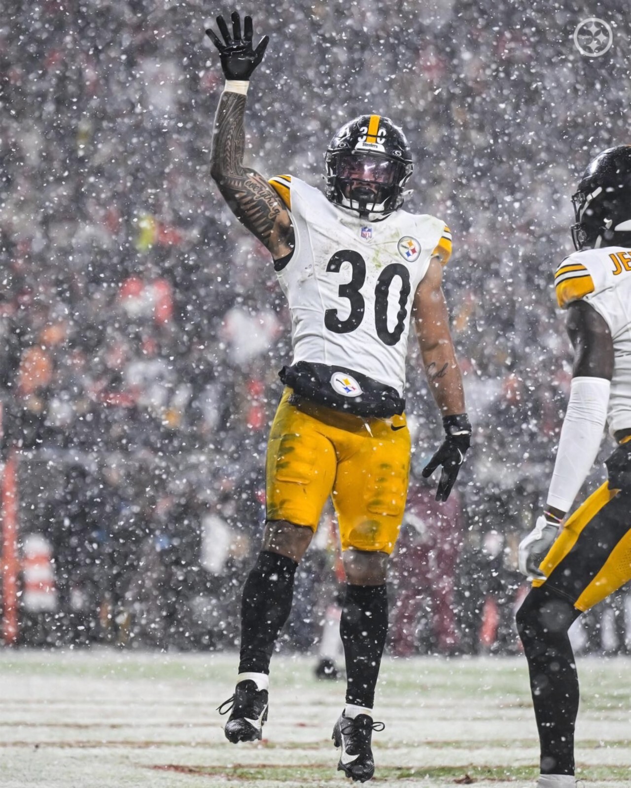 Jaylen Warren 2024 Snow Game Pittsburgh Steelers 8x10 NFL Football Photo