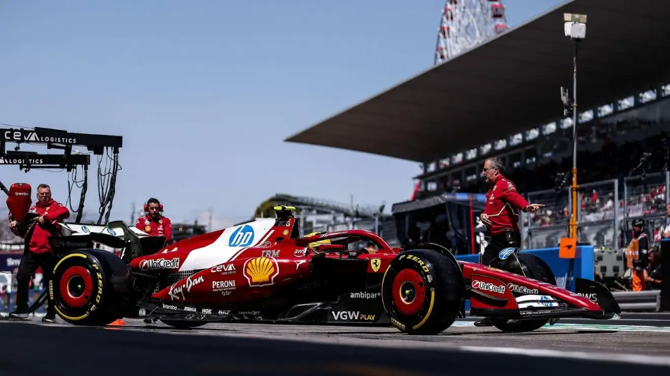 Lewis Hamilton On Board Footage Reveals 'not A Good Sign' For Ferrari