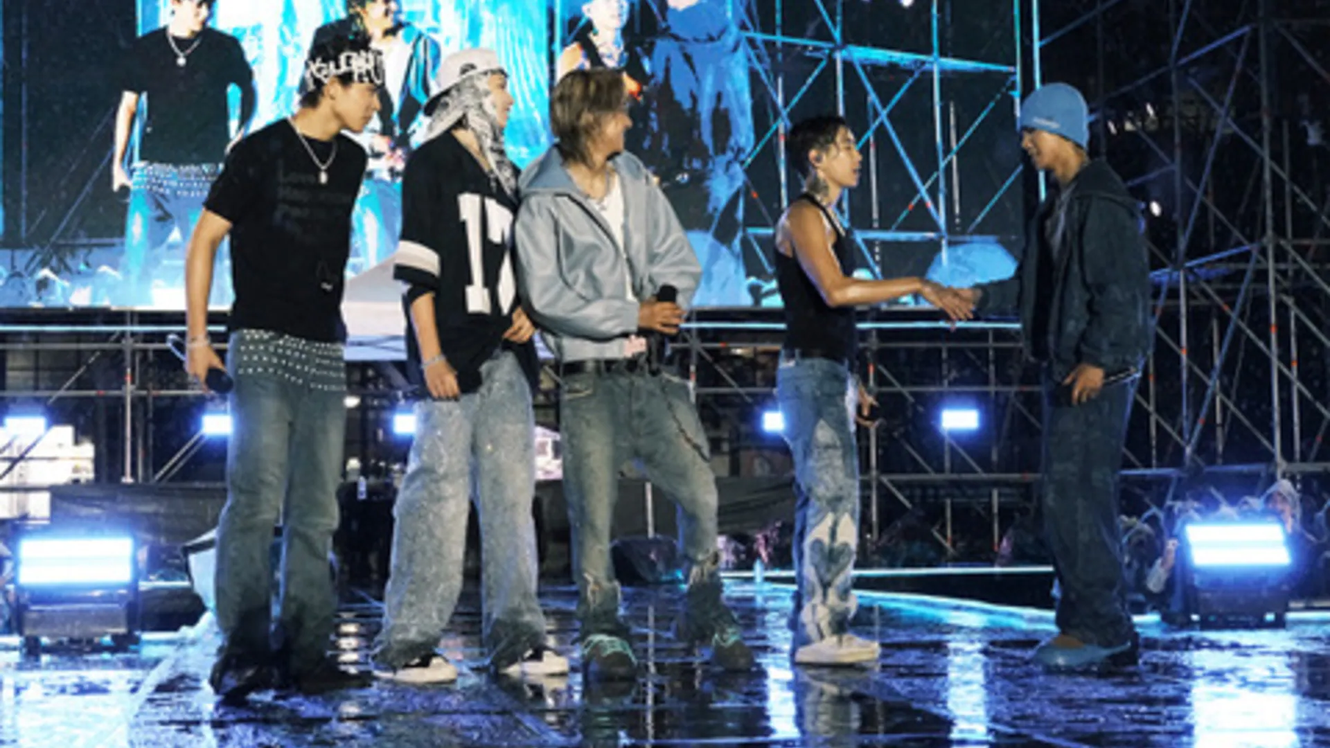 Jay Park's boy group LNGSHOT stuns during surprise performance