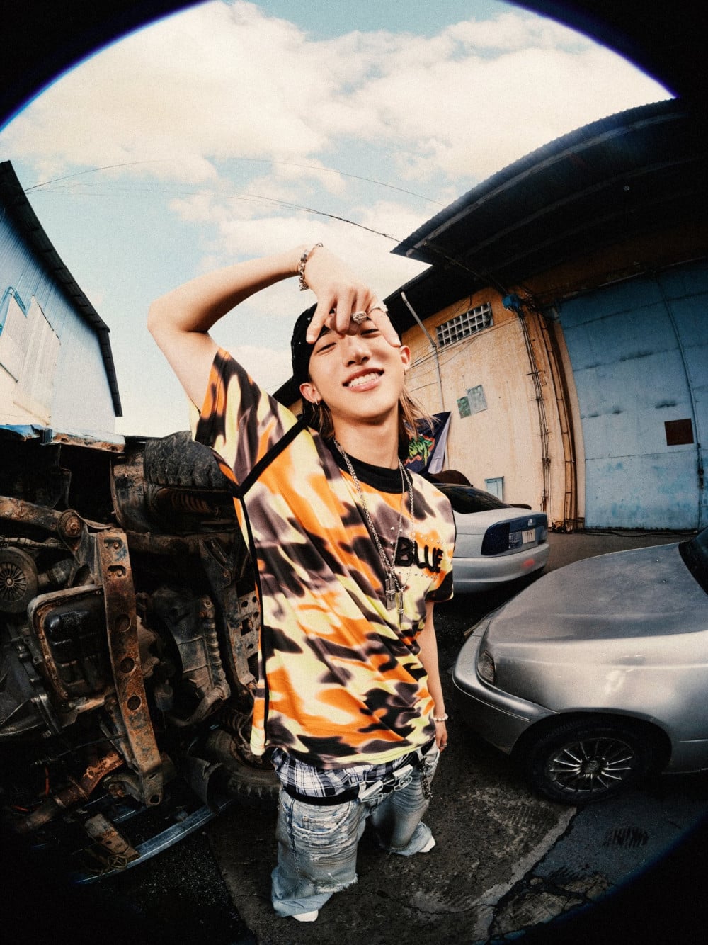 Jay Park's boy group LNGSHOT teases debut with mischievous new profile photo