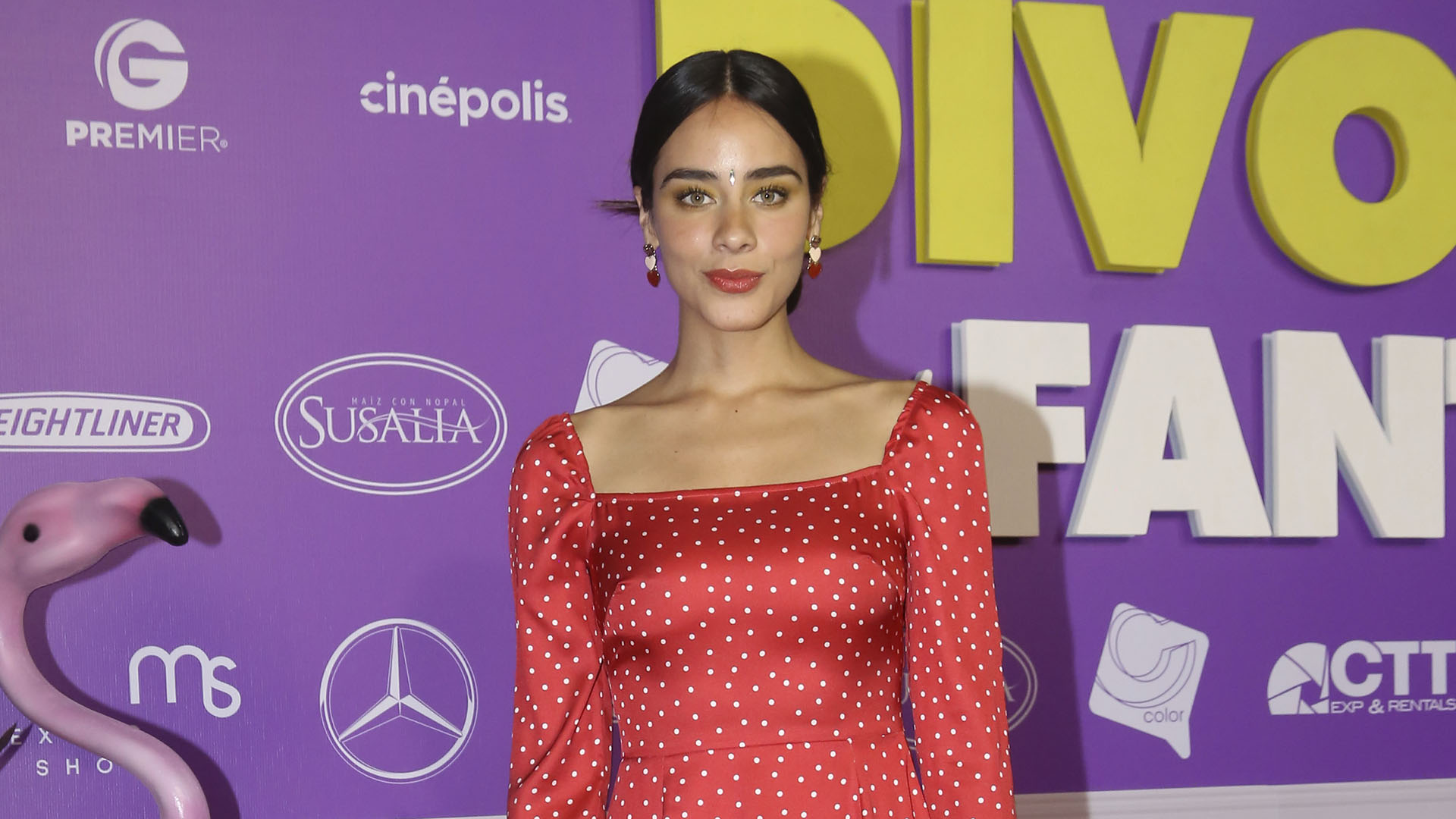Esmeralda Pimentel está en Vancouver actuando en nuevo proyecto