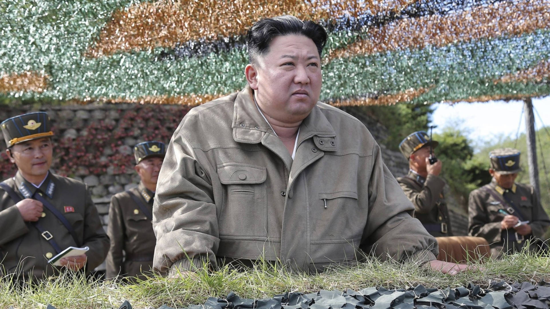 Download North Korea Kim Jong Un Serious Wallpaper