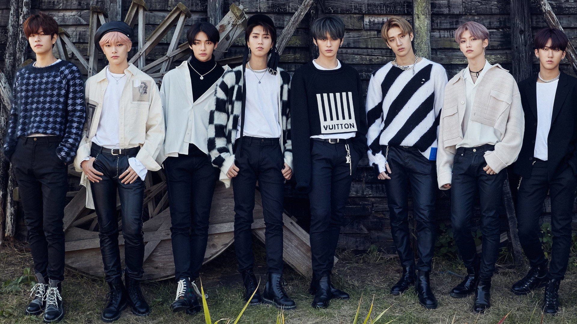 Hyunjin Lee Know Han Woojin Seungmin Felix Bang Chan I.N Changbin HD Stray Kids Wallpaper