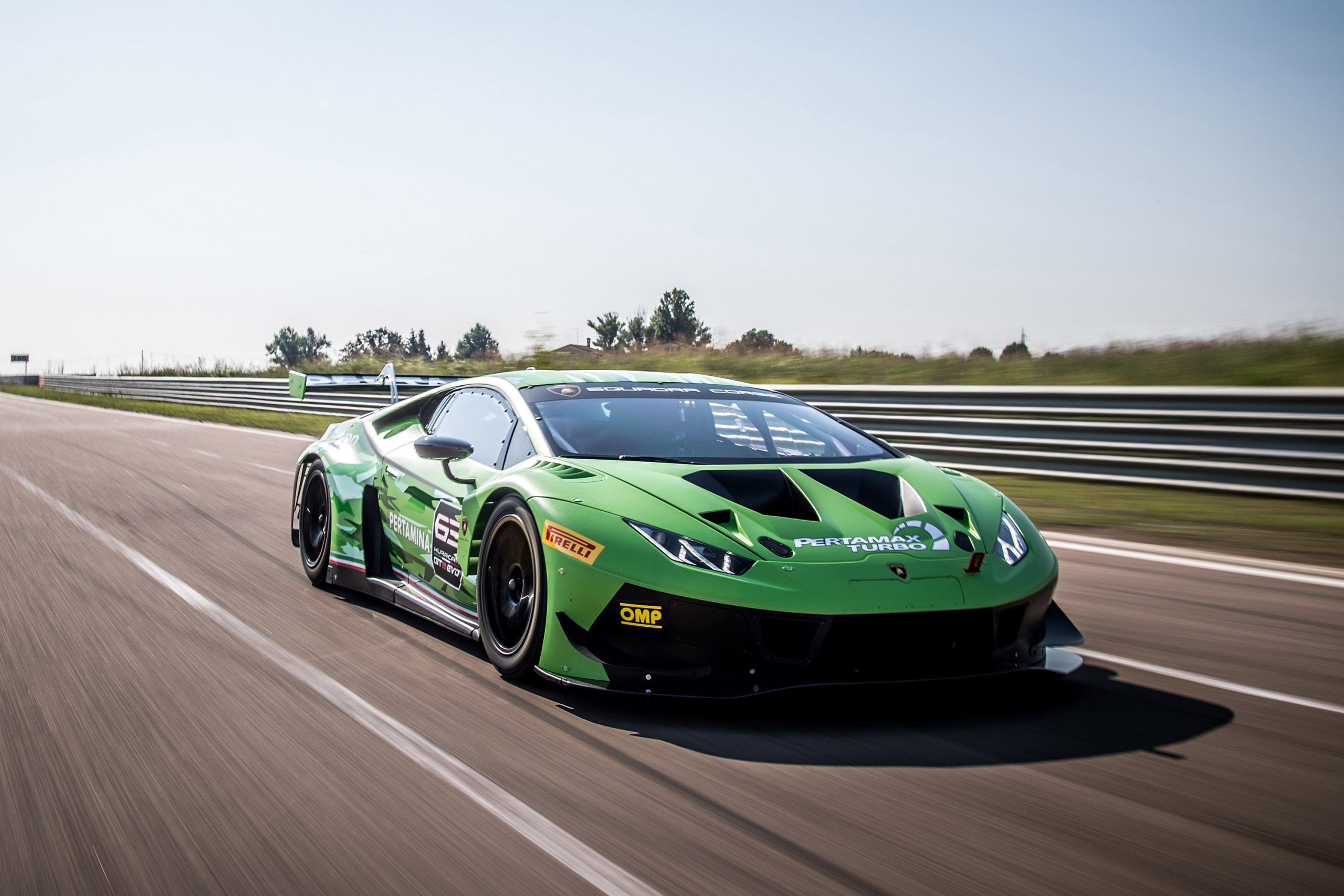 Lamborghini Huracán GT3 Evo Wallpaper