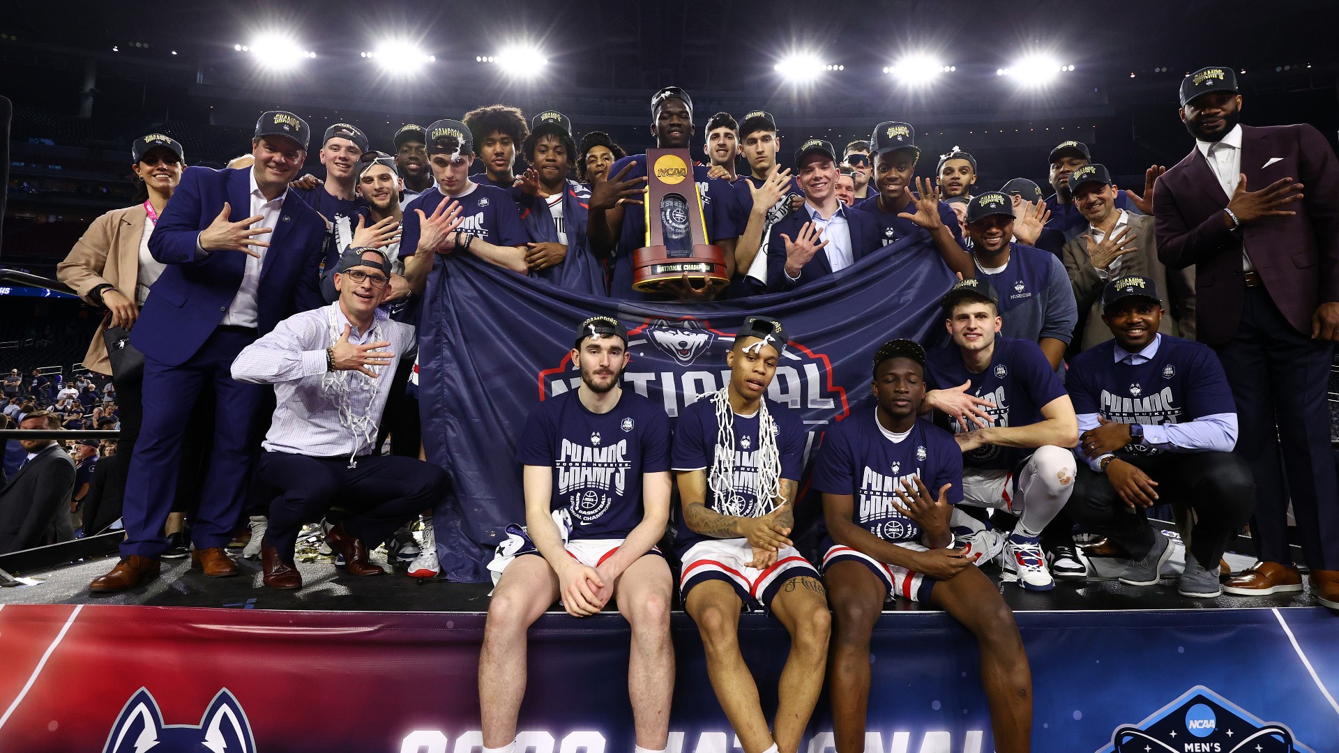 UConn Fans Welcome Back Men's Basketball After National Championship