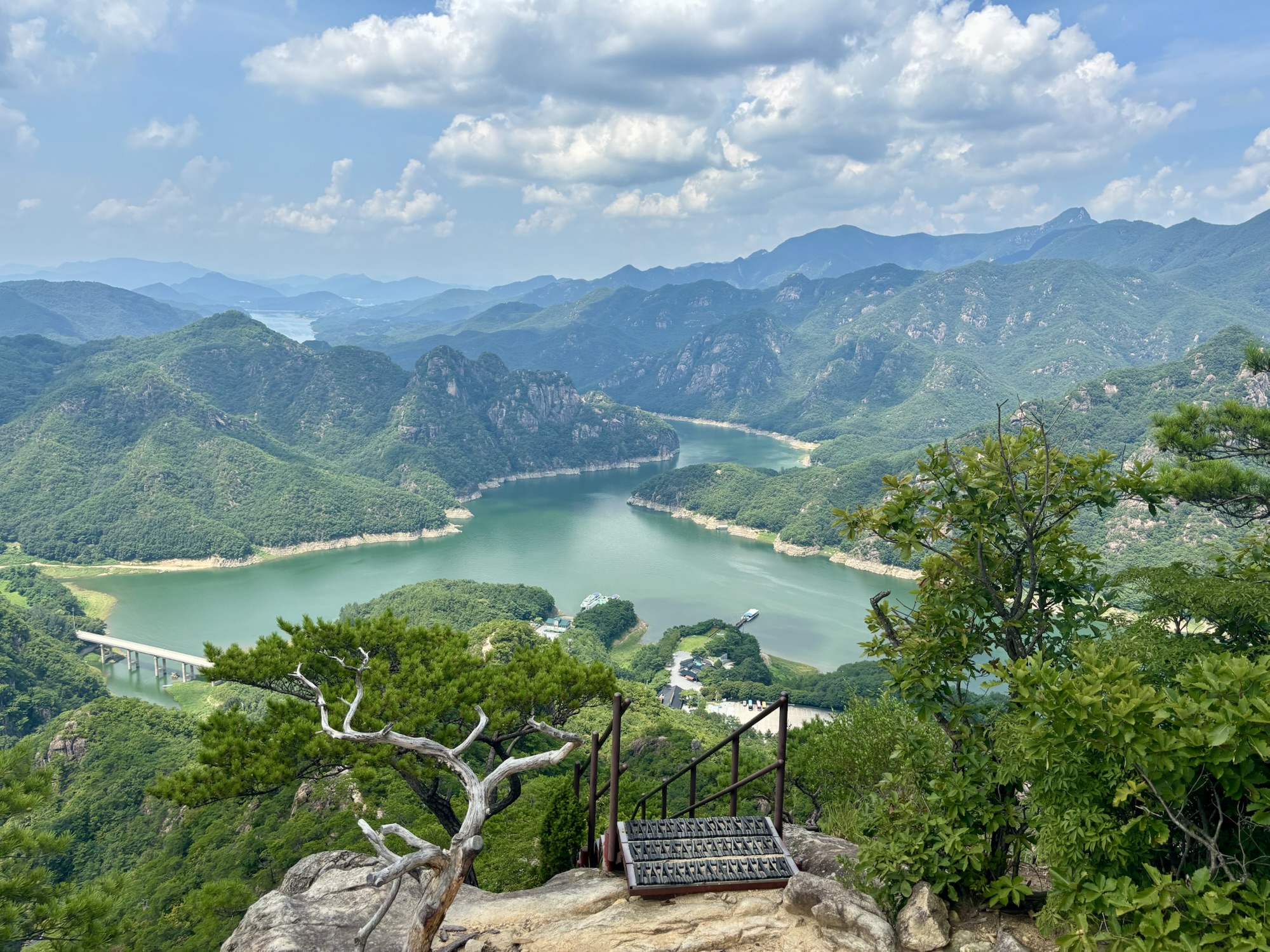 Jaebibong is the Most Gorgeous Hike in South Korea: A Comprehensive Travel Guide