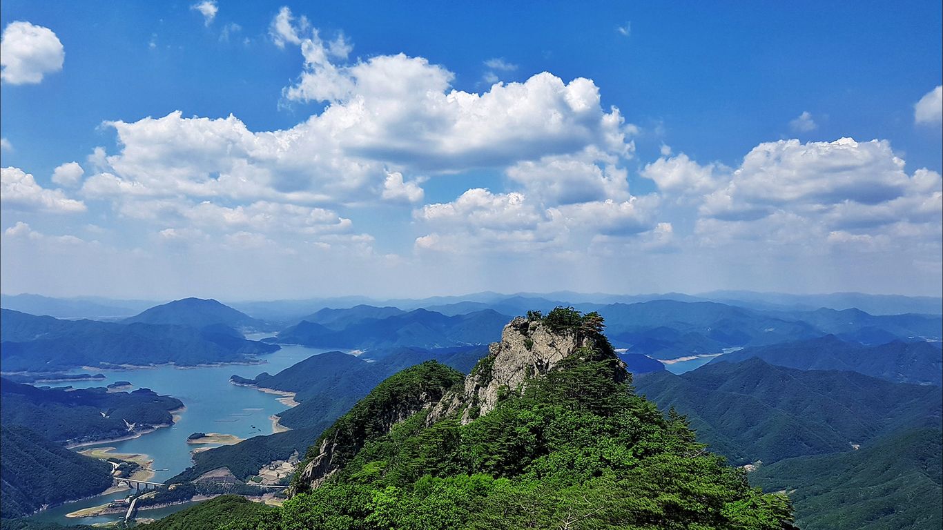 Hotels near Woraksan National Park, Jecheon Deals on Hotels