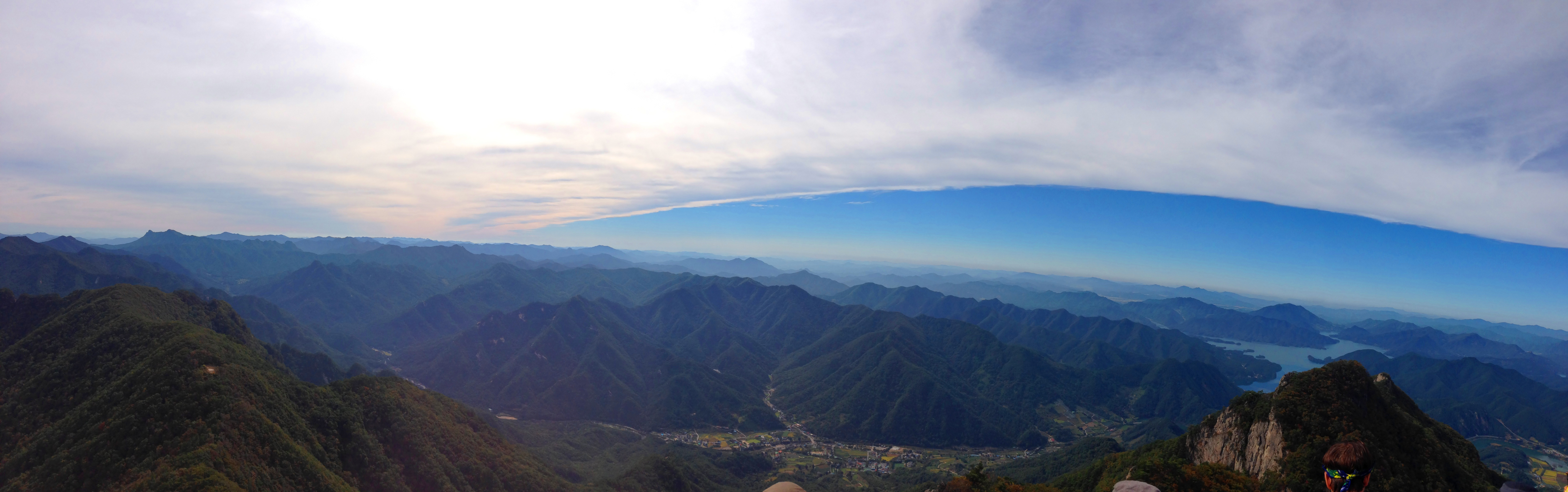 Woraksan National Park (월악산). KLIMBING KOREAN MOUNTAINS