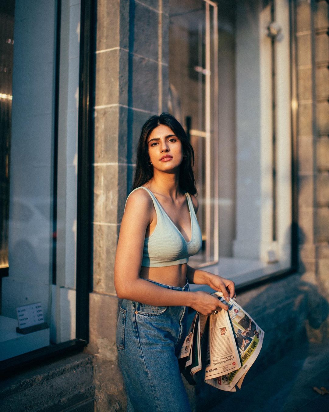 PHOTOS, வாவ். ஓடும் ரயிலில் நச் போட்டோஷூட்! நடிகை மேதா ரானாவின் லேட்டஸ்ட் ஸ்டில்ஸ் இதோ!. Actress Medha Rana Latest Hot Photo