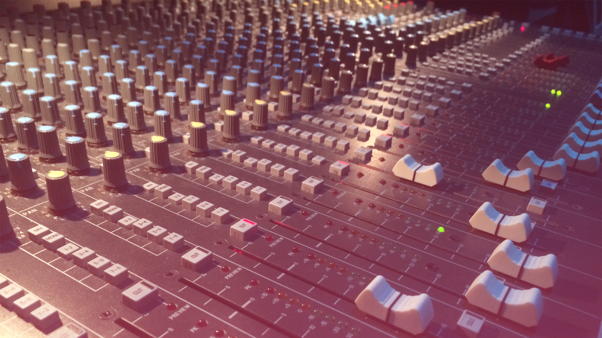 Basic guide to mixers for creators