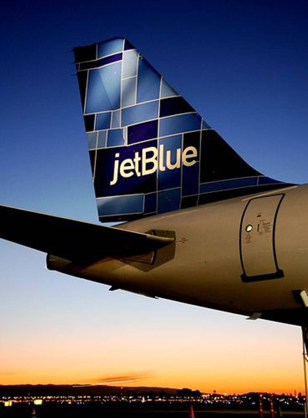 Download JetBlue Airways Airlines Logo On Plane Rudders Wallpaper