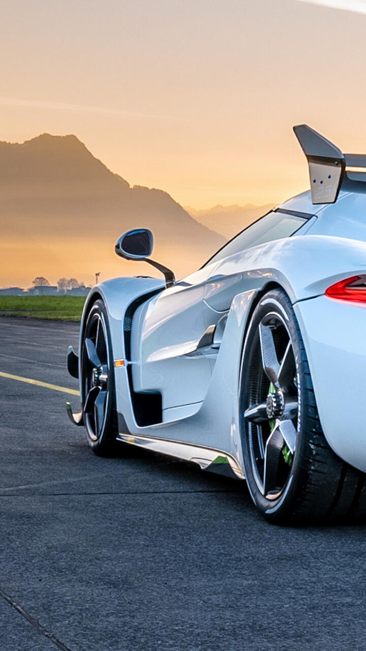 Koenigsegg Jesko · 720x1280 HD Free Photo From Ya1702480368002 And Wallpaper