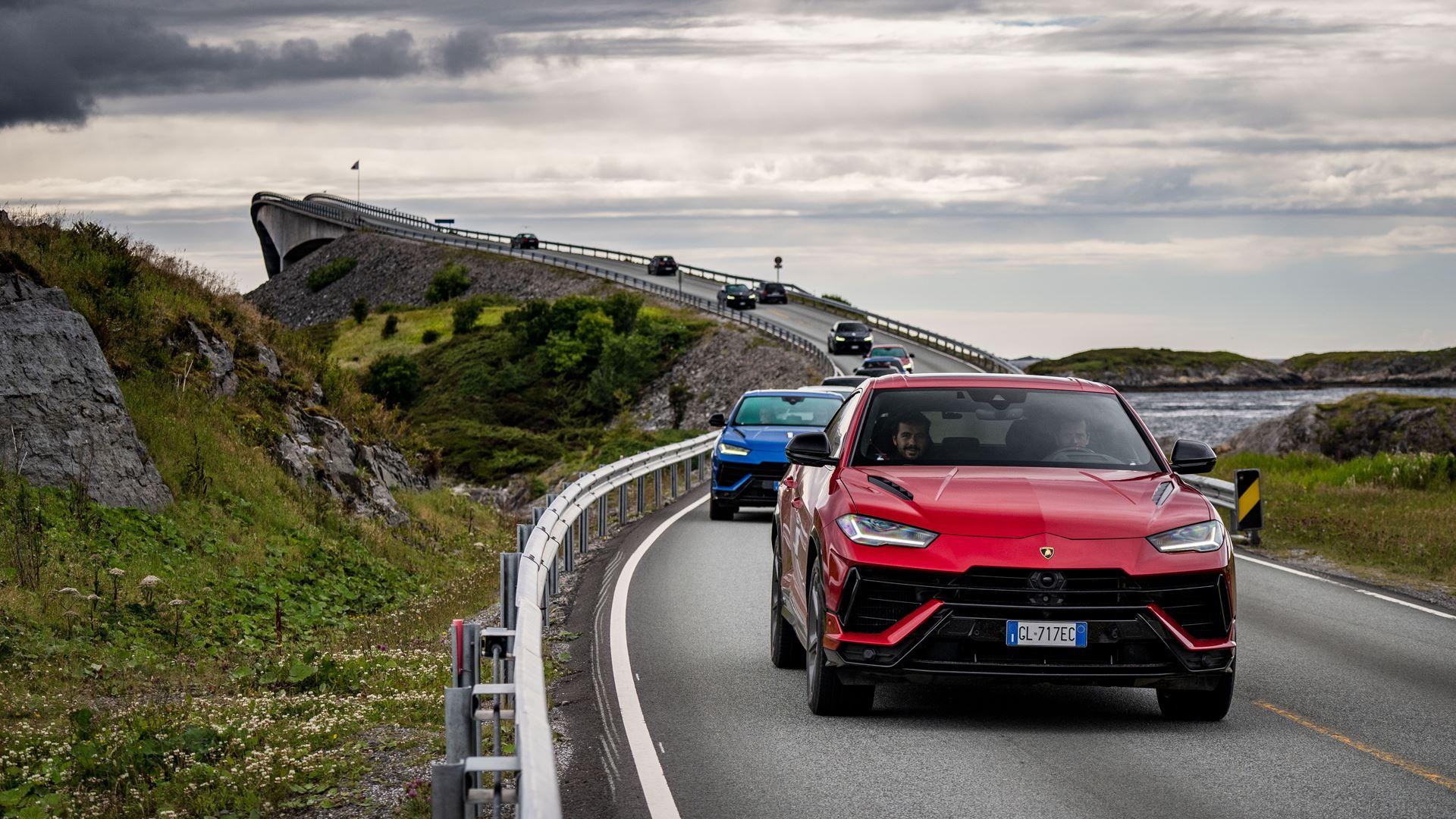 Download Stunning High Resolution Lamborghini Urus S Wallpaper Collection
