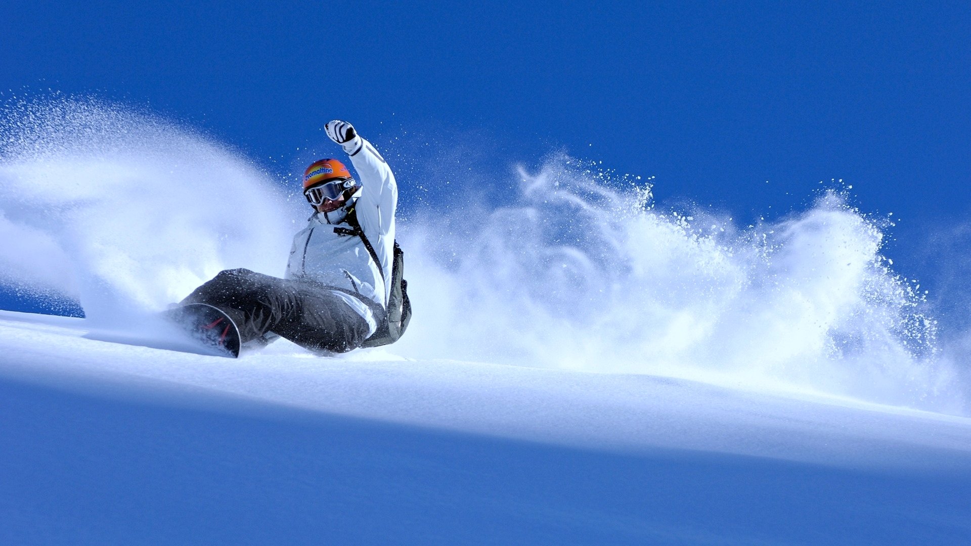 Winter Thrills: Snowboarding Bliss in 4K Ultra HD