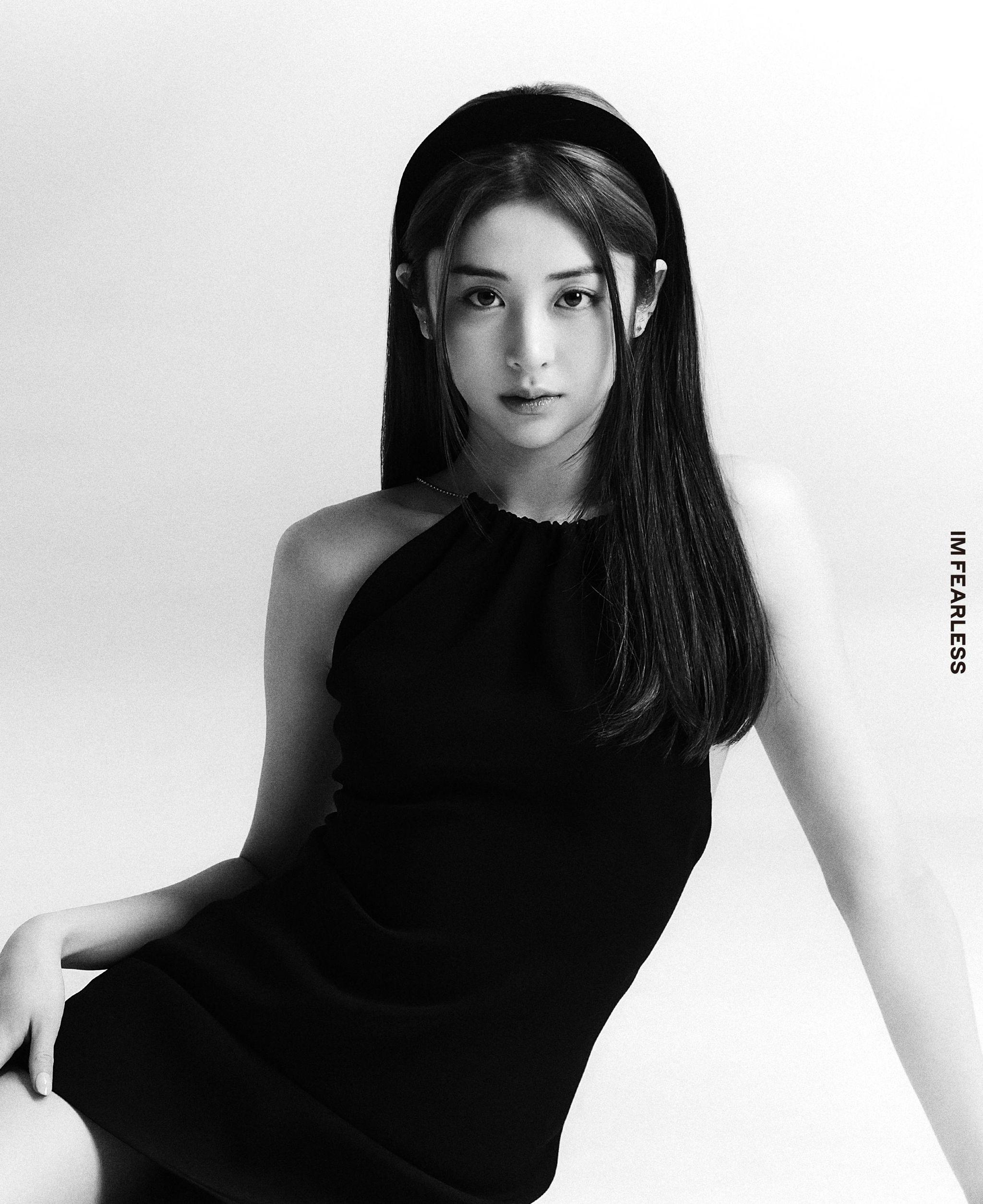 LE SSERAFIM Yunjin (Debut Profile Photo)